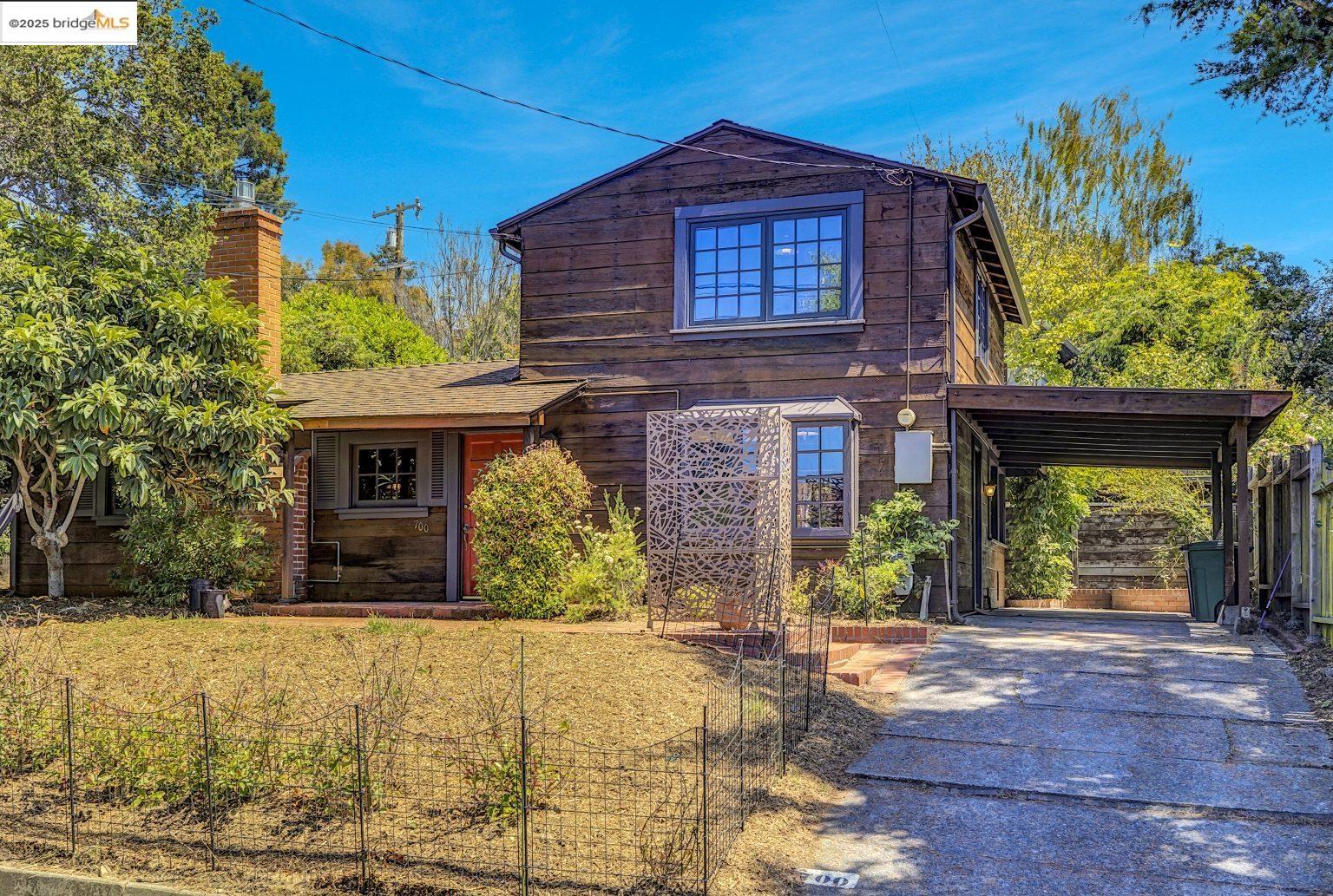 Detail Gallery Image 33 of 38 For 700 Coventry Rd, Kensington,  CA 94707 - 1 Beds | 1 Baths