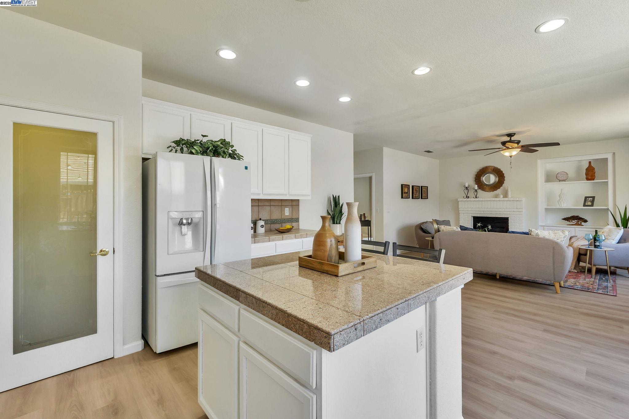 Detail Gallery Image 13 of 53 For 1065 Somersby Way, Brentwood,  CA 94513 - 5 Beds | 3 Baths