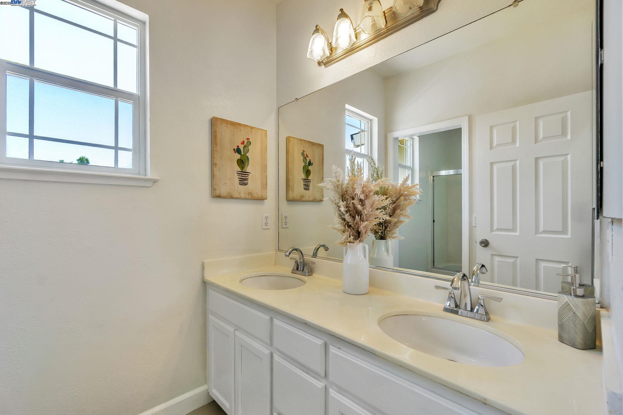 Detail Gallery Image 40 of 53 For 1065 Somersby Way, Brentwood,  CA 94513 - 5 Beds | 3 Baths