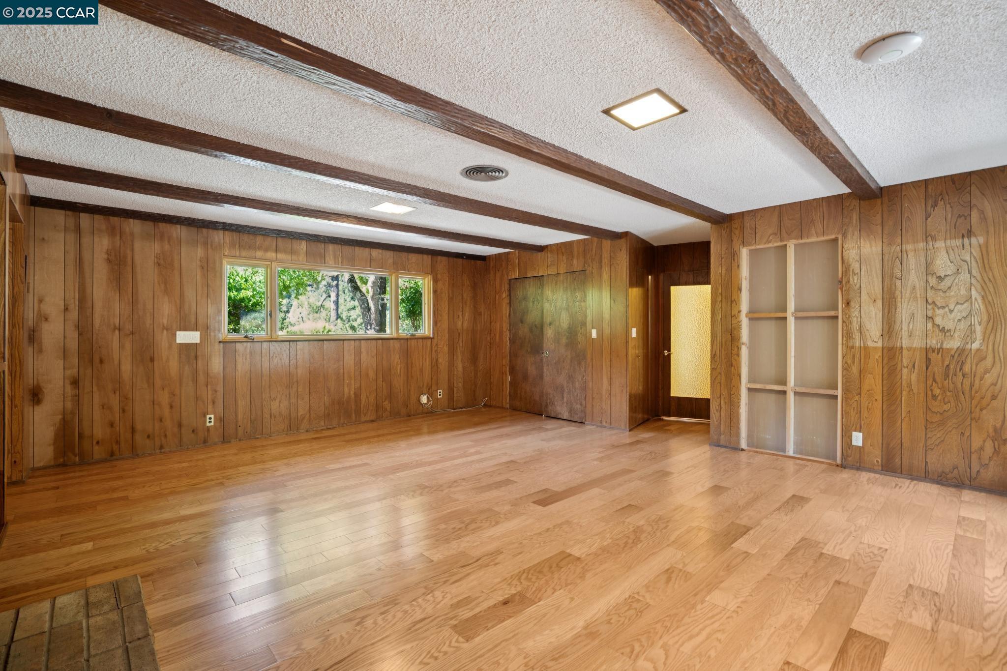 Detail Gallery Image 24 of 50 For 9 Lind Ct, Orinda,  CA 94563 - 4 Beds | 2/1 Baths
