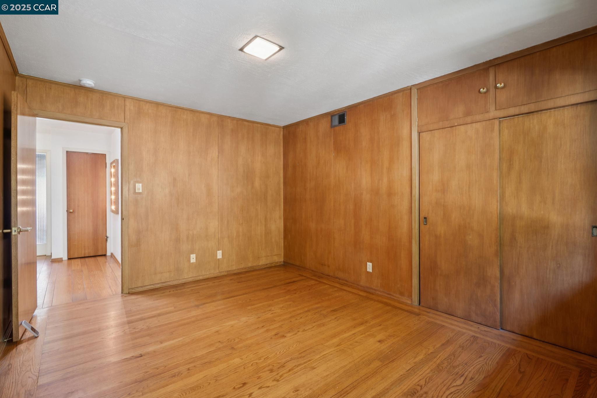 Detail Gallery Image 36 of 50 For 9 Lind Ct, Orinda,  CA 94563 - 4 Beds | 2/1 Baths