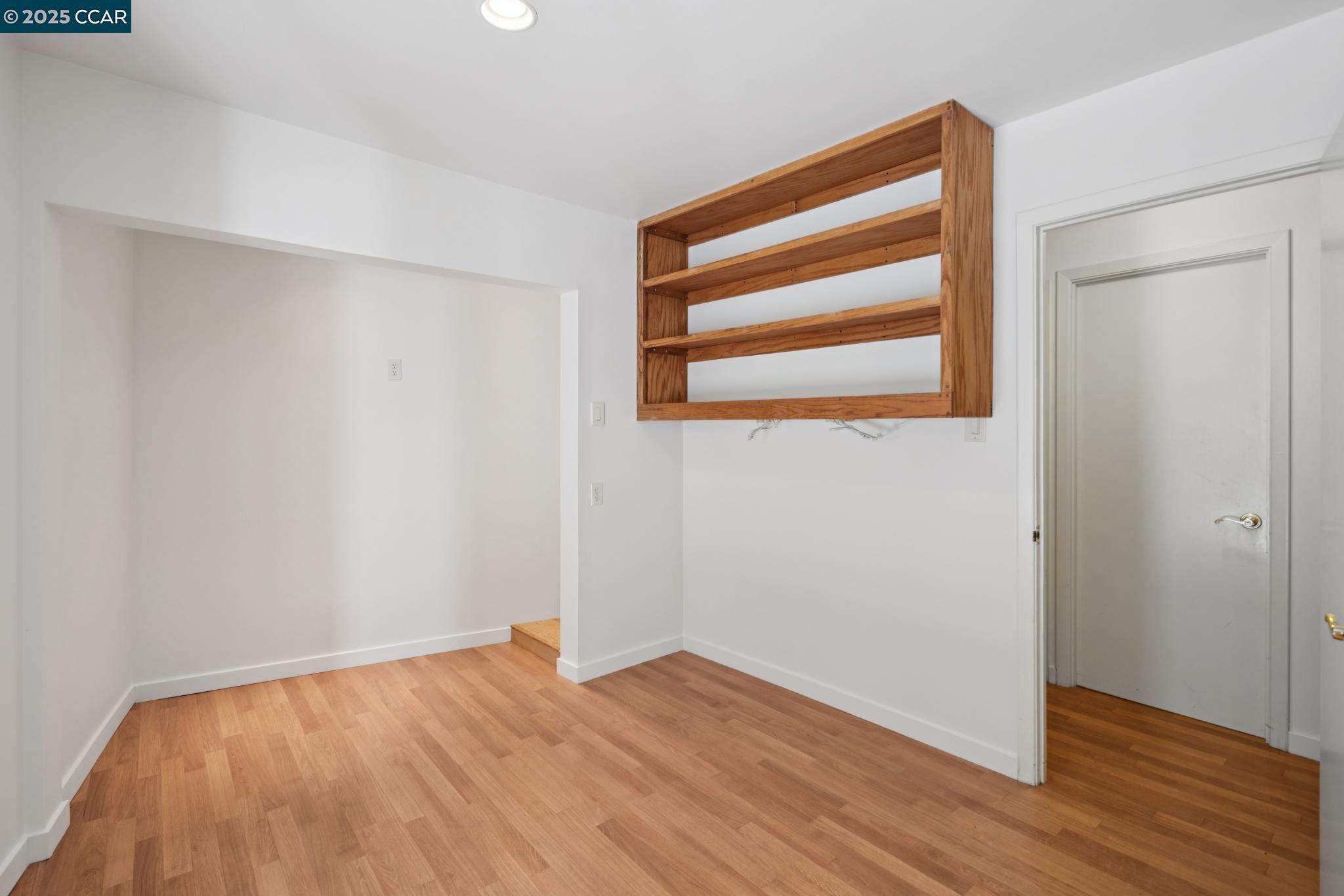 Detail Gallery Image 38 of 50 For 9 Lind Ct, Orinda,  CA 94563 - 4 Beds | 2/1 Baths