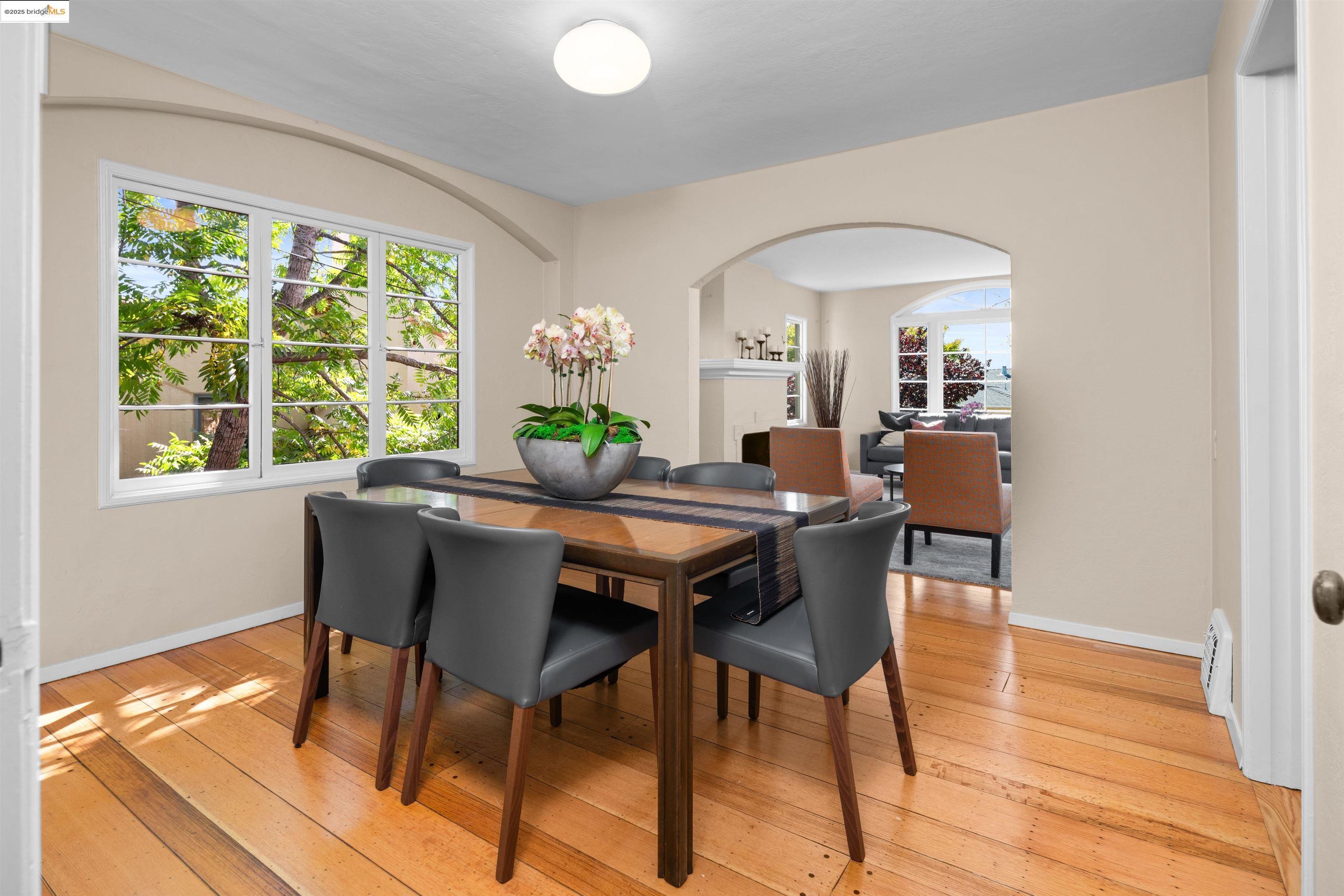 Detail Gallery Image 14 of 58 For 1067 Neilson St, Albany,  CA 94706 - 3 Beds | 1/1 Baths