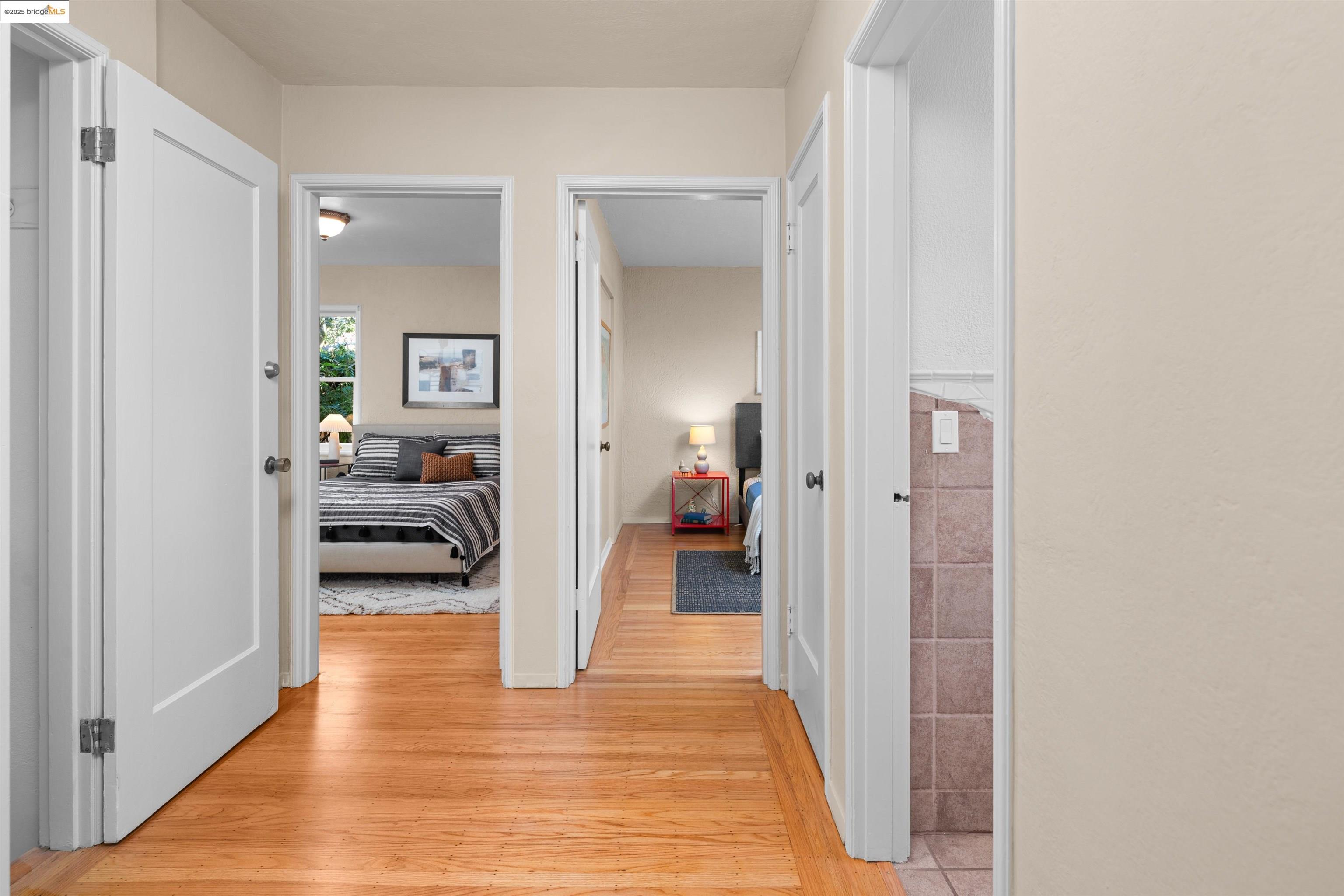 Detail Gallery Image 20 of 58 For 1067 Neilson St, Albany,  CA 94706 - 3 Beds | 1/1 Baths