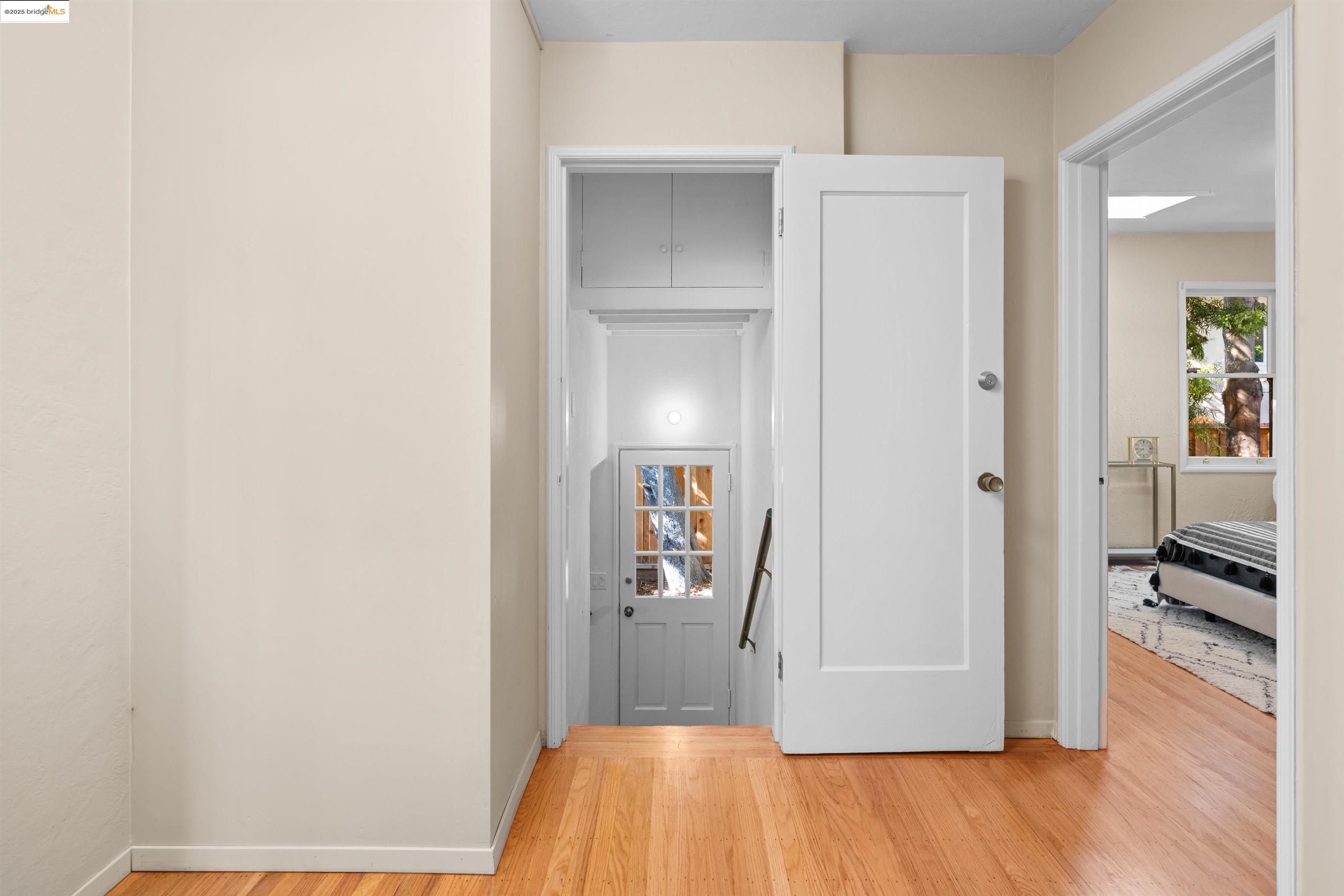 Detail Gallery Image 29 of 58 For 1067 Neilson St, Albany,  CA 94706 - 3 Beds | 1/1 Baths