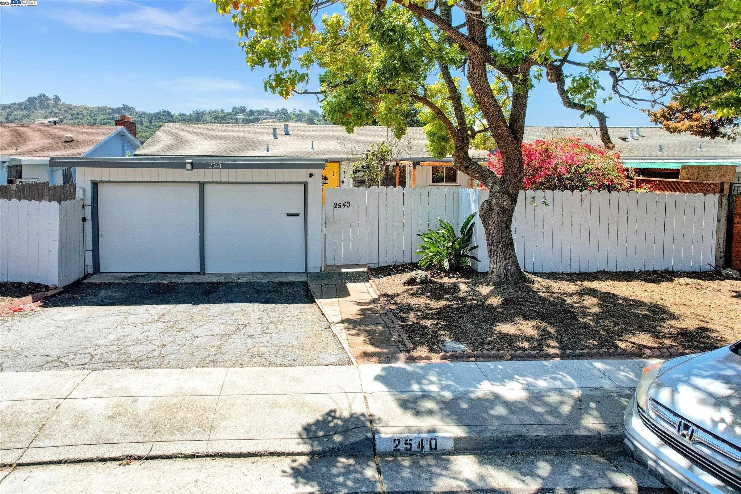 Detail Gallery Image 1 of 49 For 2540 Moyers Rd, Richmond,  CA 94806 - 4 Beds | 2 Baths