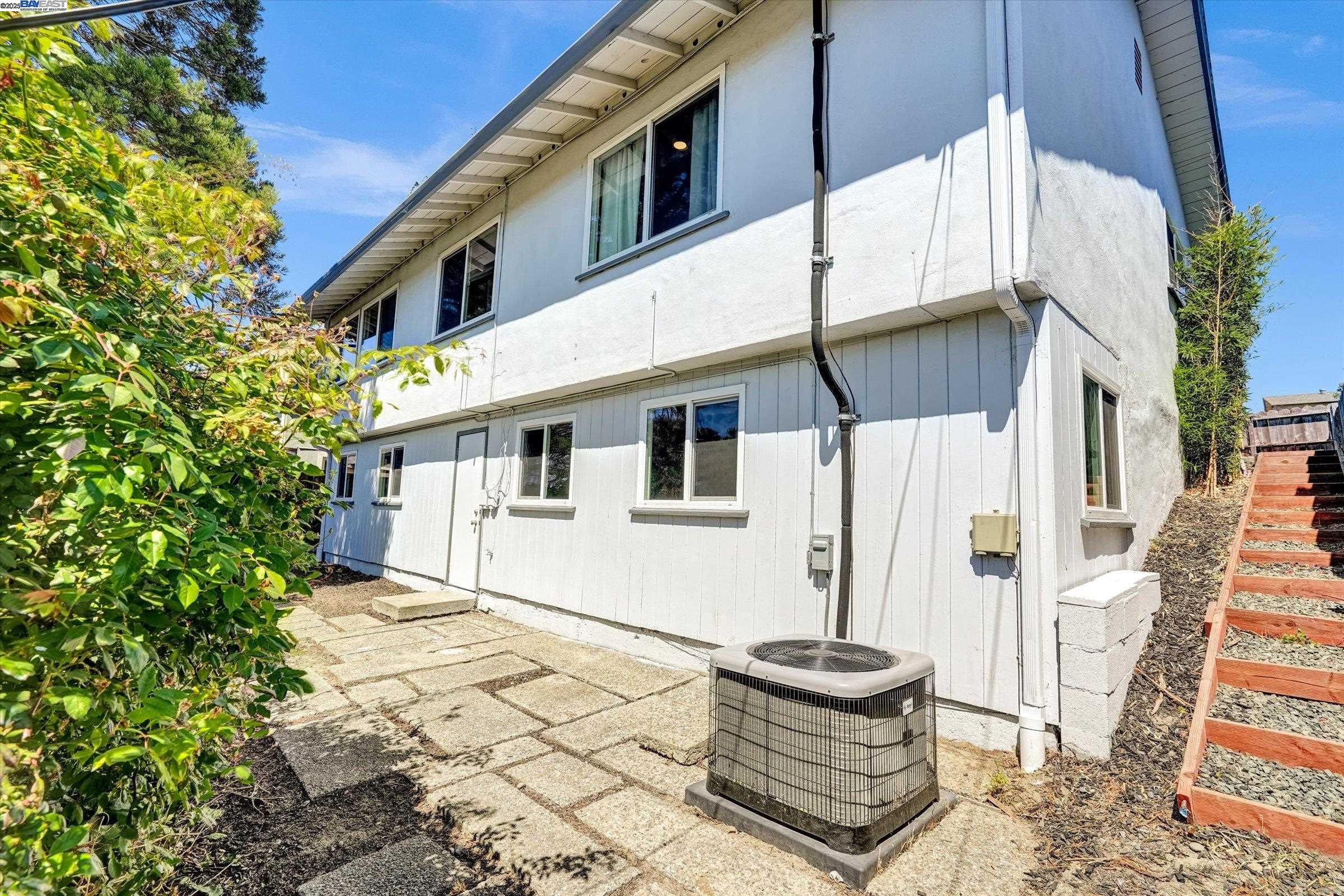 Detail Gallery Image 39 of 49 For 2540 Moyers Rd, Richmond,  CA 94806 - 4 Beds | 2 Baths
