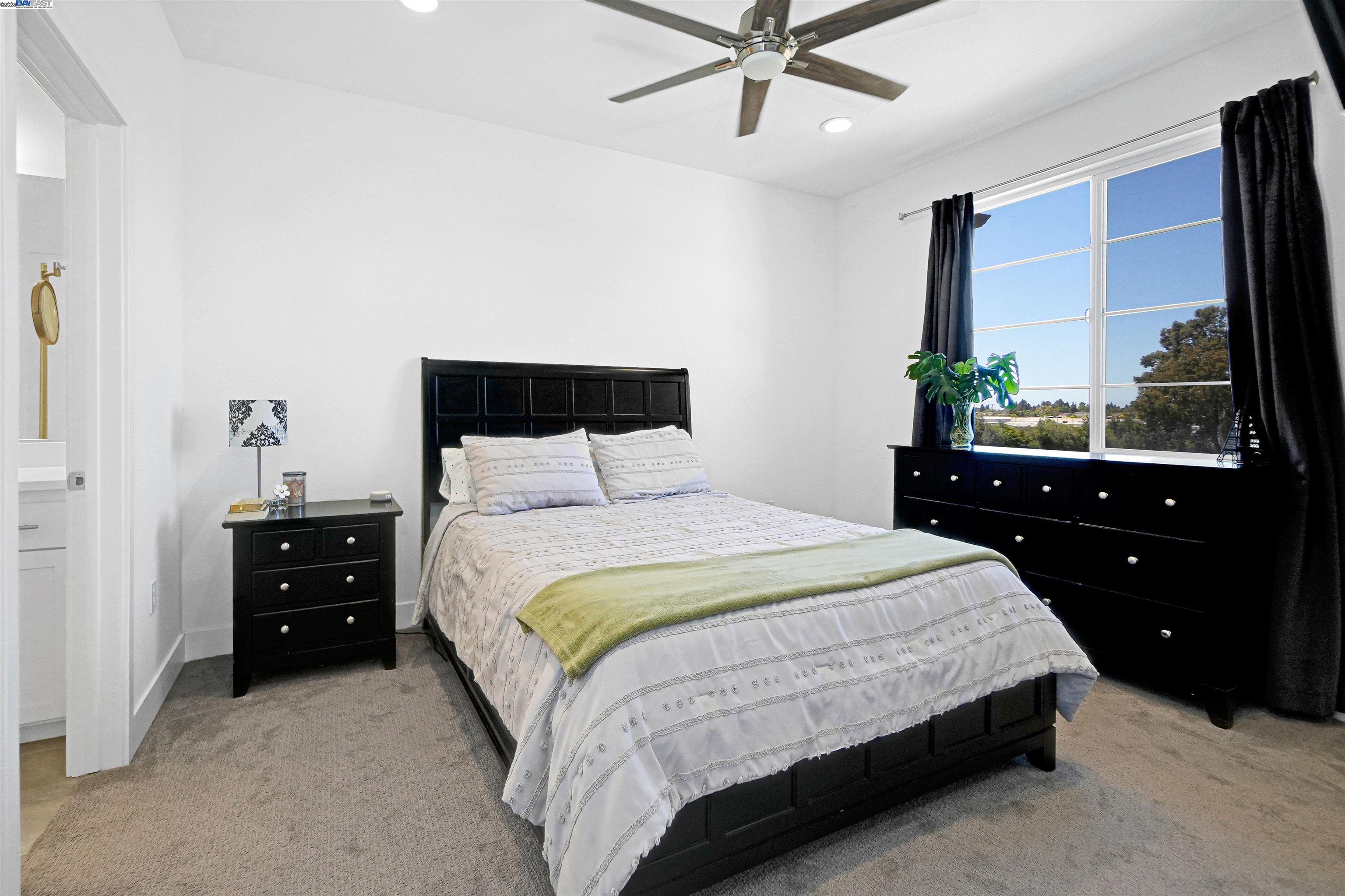 Photo #22: 41107289 Listing: Photo #22