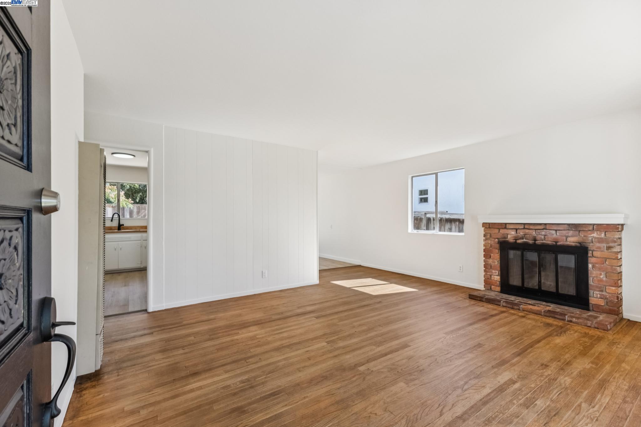 Detail Gallery Image 4 of 42 For 2672 Kelly St, Livermore,  CA 94551 - 3 Beds | 2 Baths