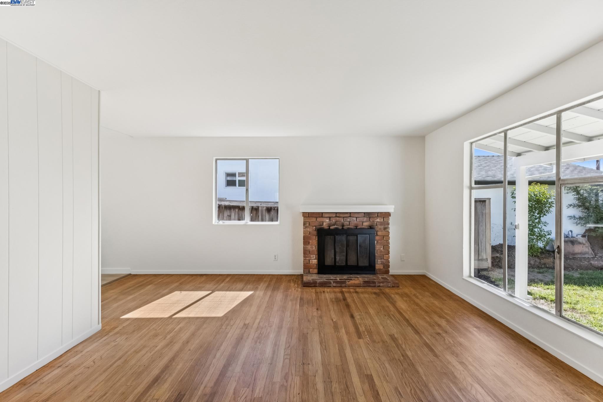 Detail Gallery Image 5 of 42 For 2672 Kelly St, Livermore,  CA 94551 - 3 Beds | 2 Baths