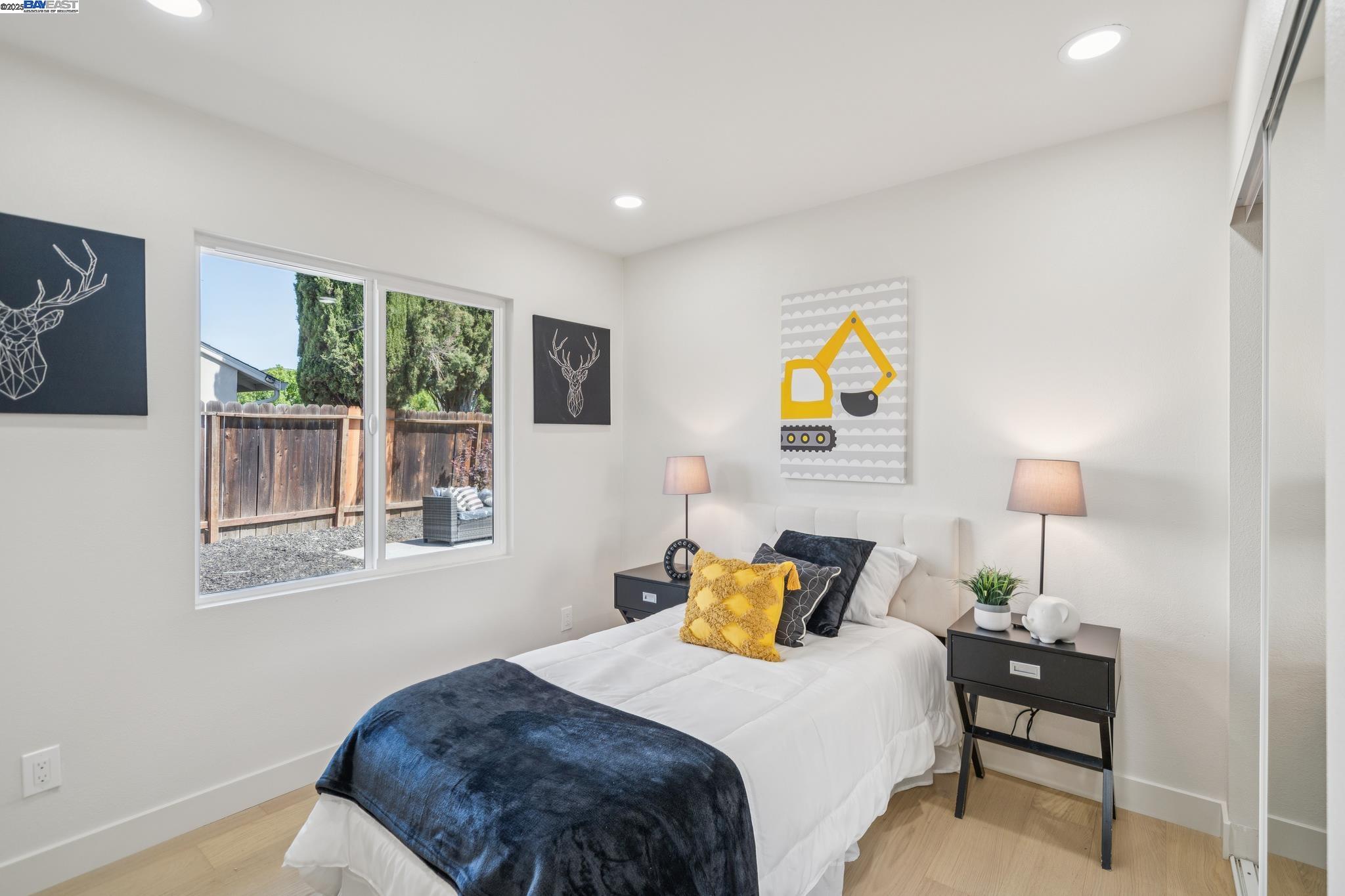Detail Gallery Image 16 of 33 For 1601 Ruth Dr, Pleasant Hill,  CA 94523 - 4 Beds | 2 Baths