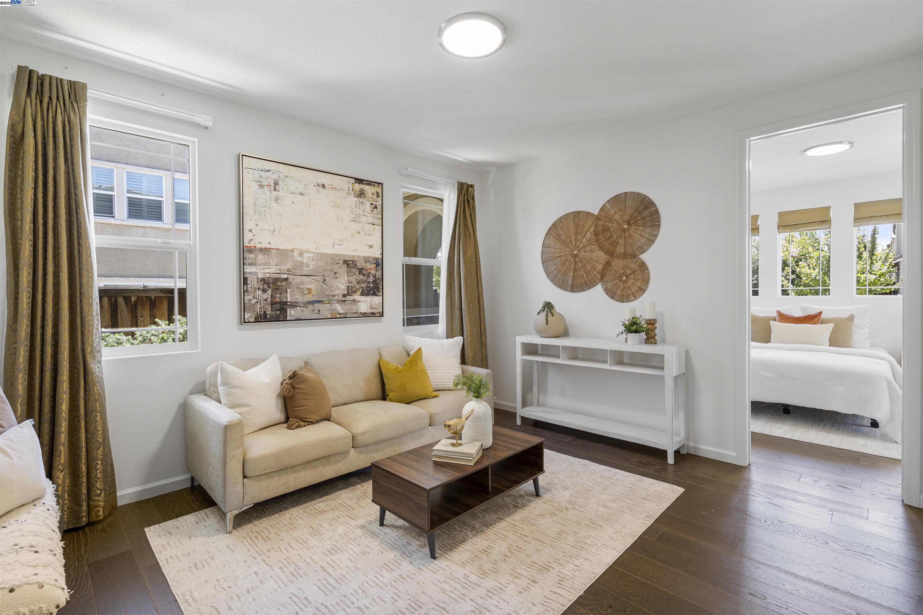 Detail Gallery Image 16 of 52 For 575 W Strauss Dr, Mountain House,  CA 95391 - 5 Beds | 4/1 Baths