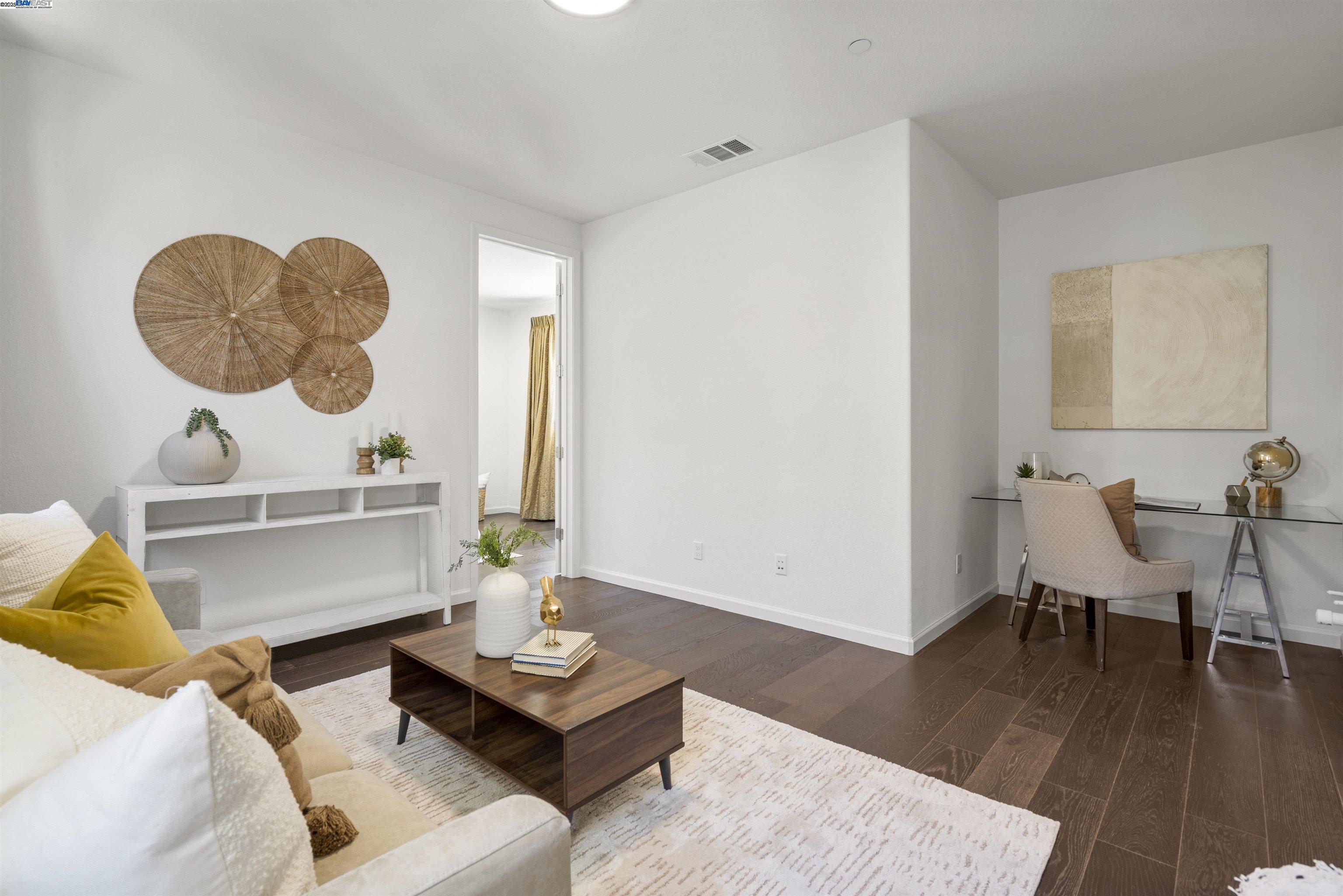Detail Gallery Image 18 of 52 For 575 W Strauss Dr, Mountain House,  CA 95391 - 5 Beds | 4/1 Baths