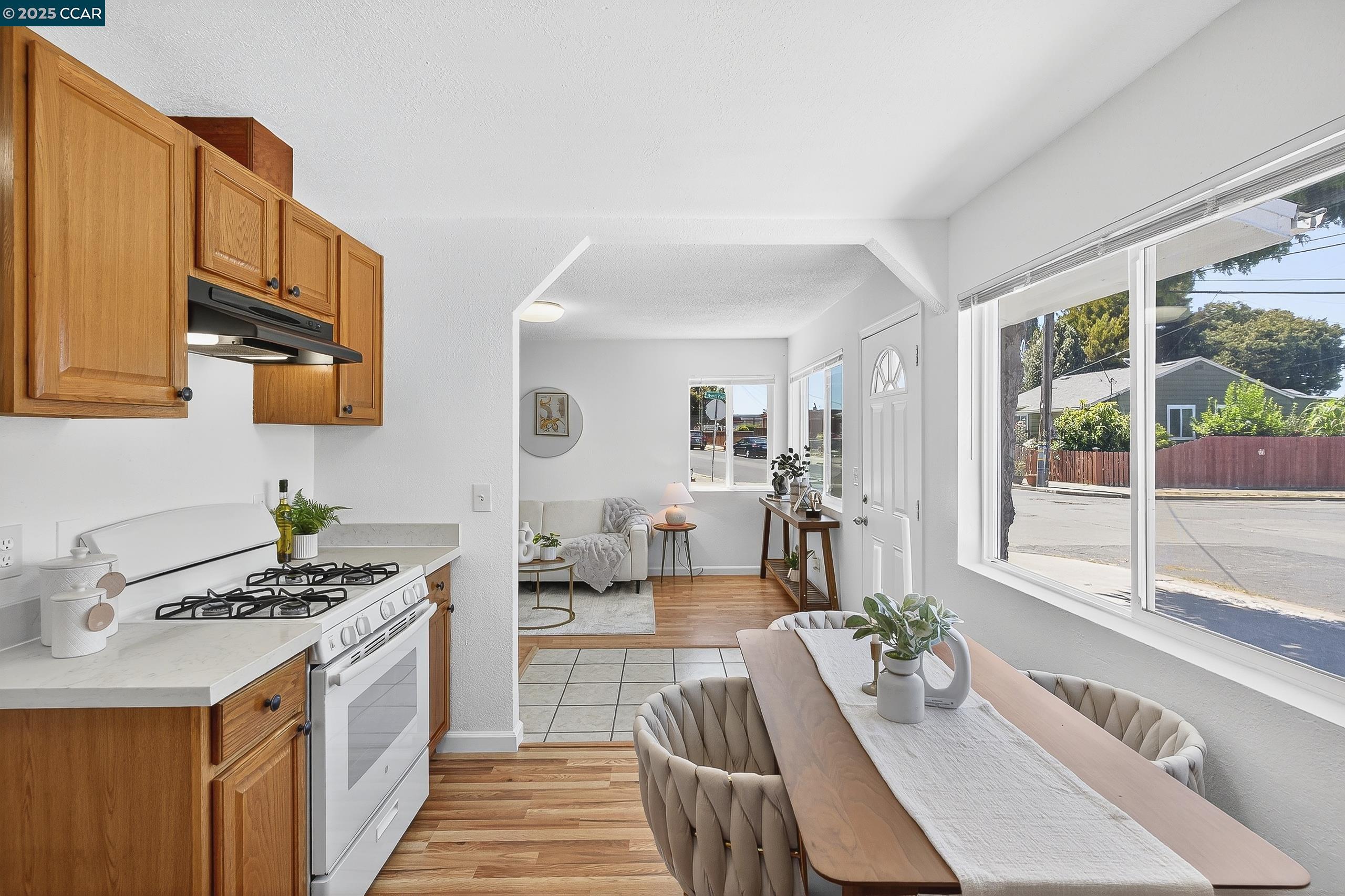 Detail Gallery Image 19 of 40 For 1402 25th St, Richmond,  CA 94806 - 2 Beds | 1 Baths