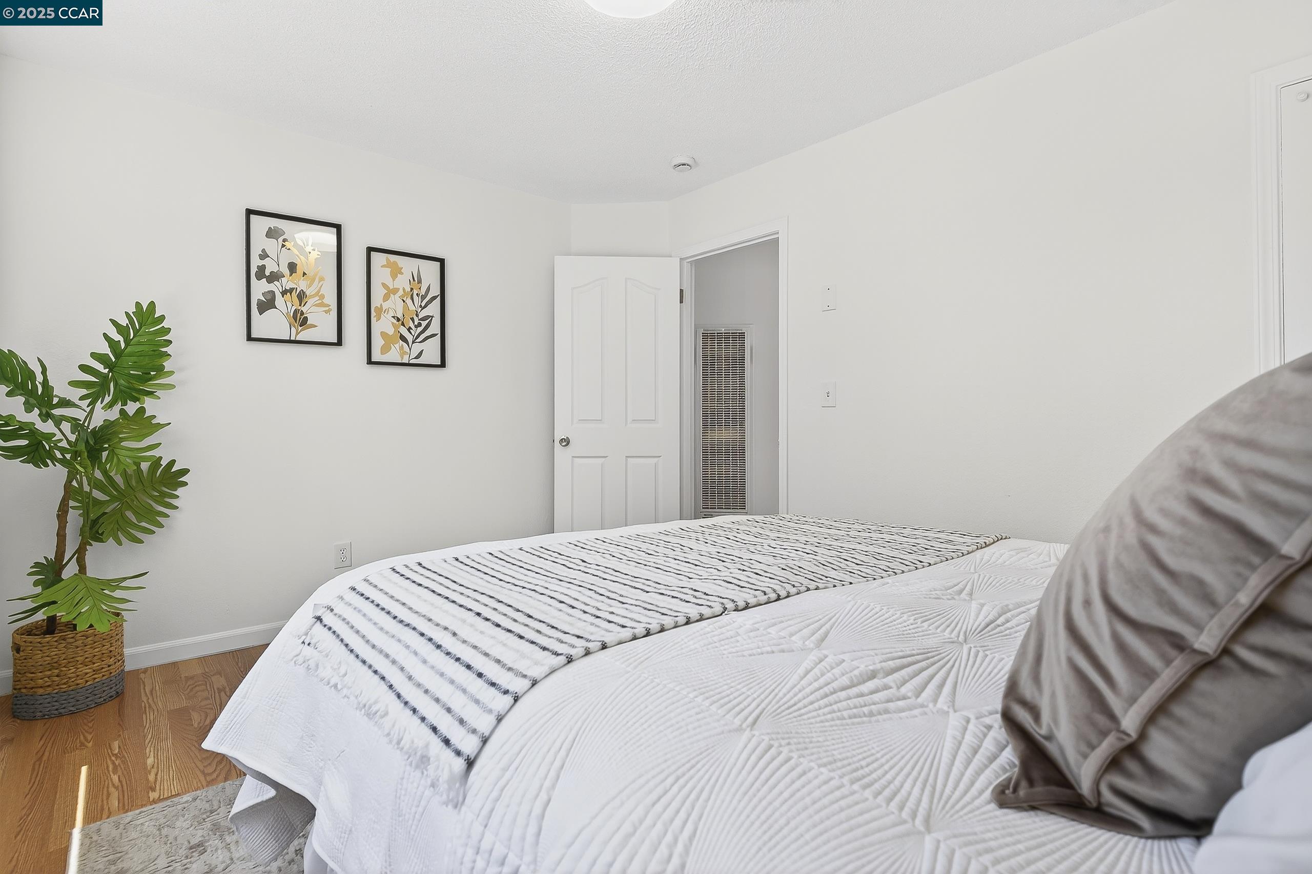 Detail Gallery Image 25 of 40 For 1402 25th St, Richmond,  CA 94806 - 2 Beds | 1 Baths