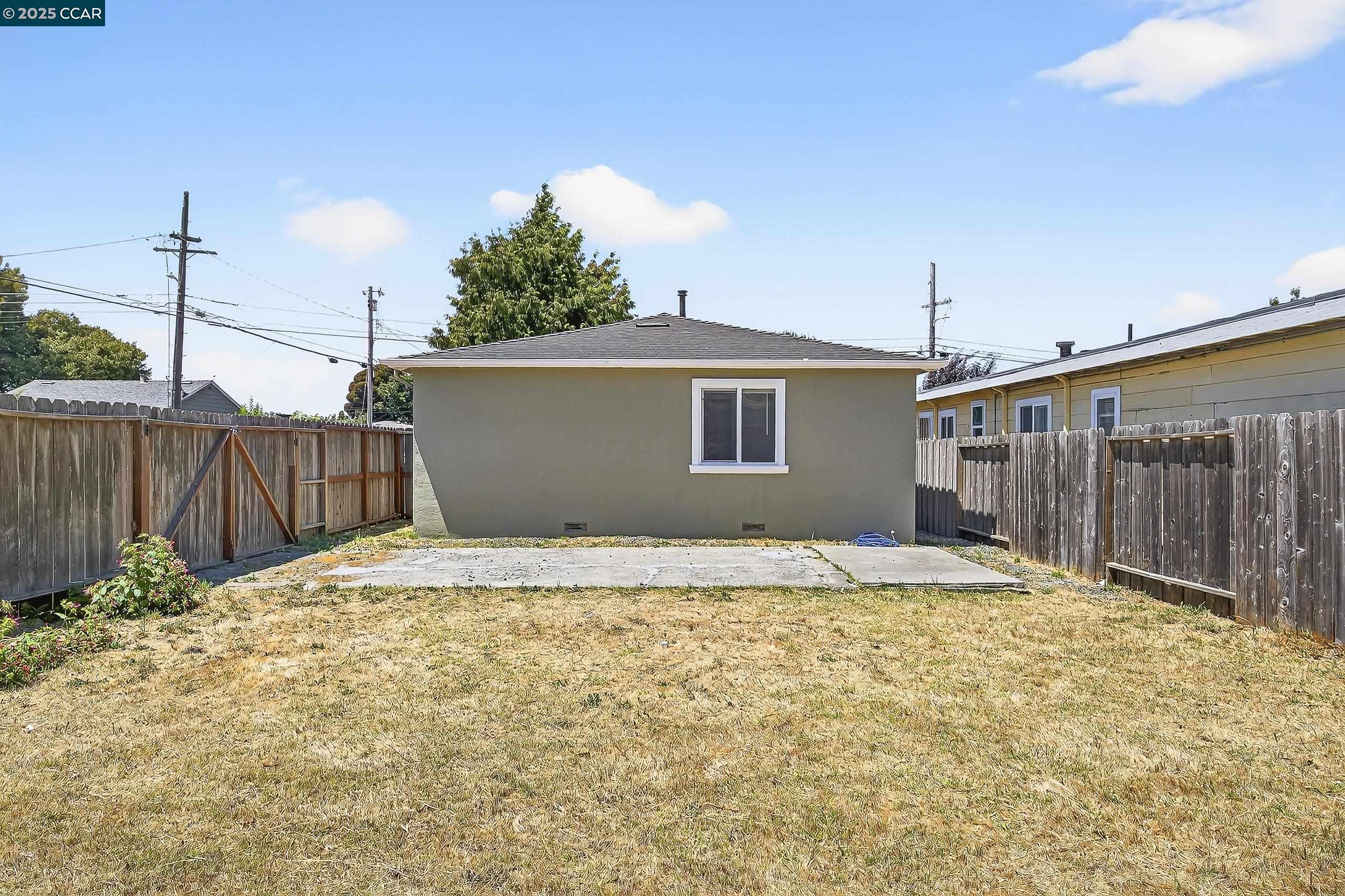 Detail Gallery Image 32 of 40 For 1402 25th St, Richmond,  CA 94806 - 2 Beds | 1 Baths