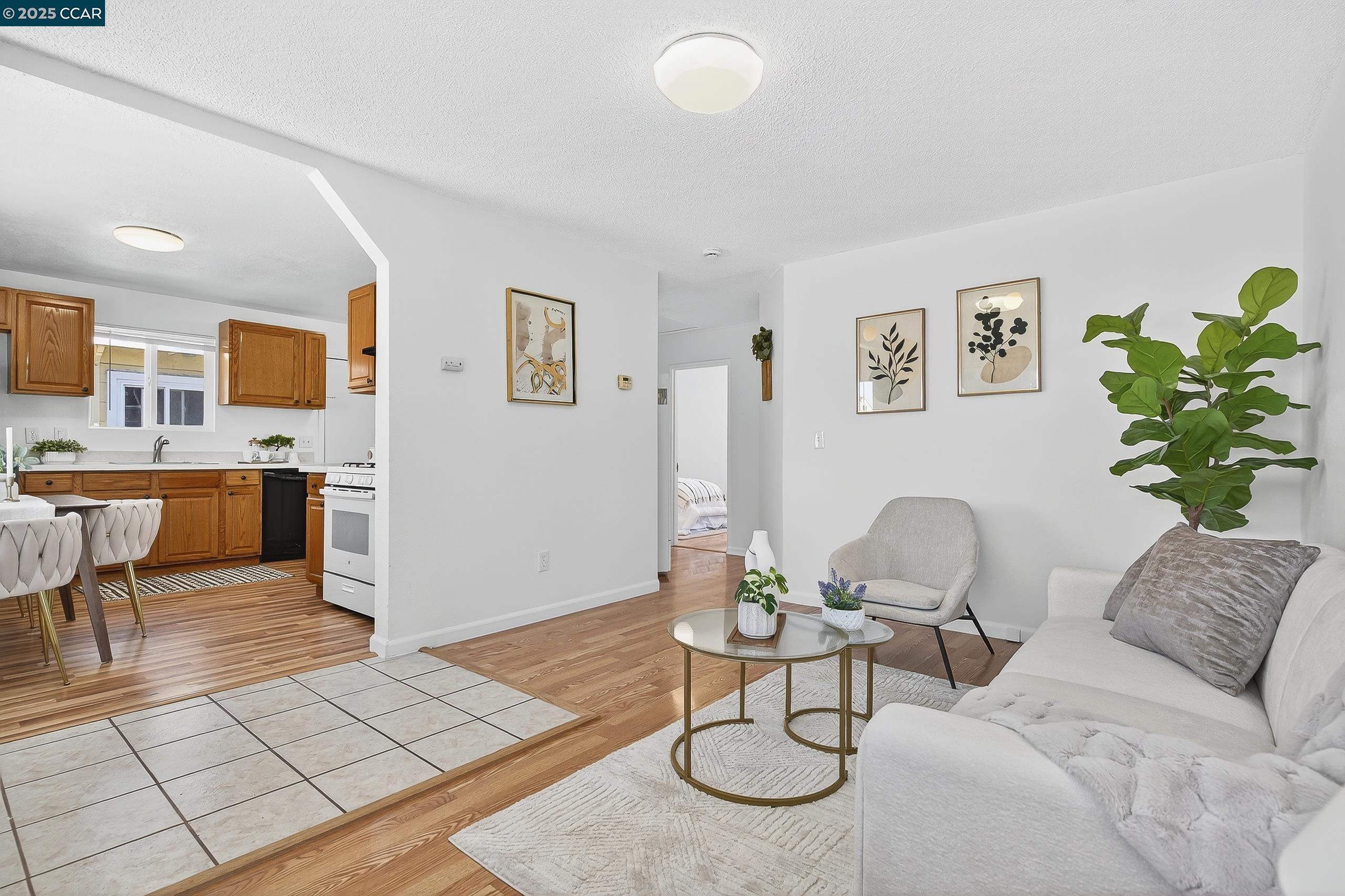 Detail Gallery Image 6 of 40 For 1402 25th St, Richmond,  CA 94806 - 2 Beds | 1 Baths
