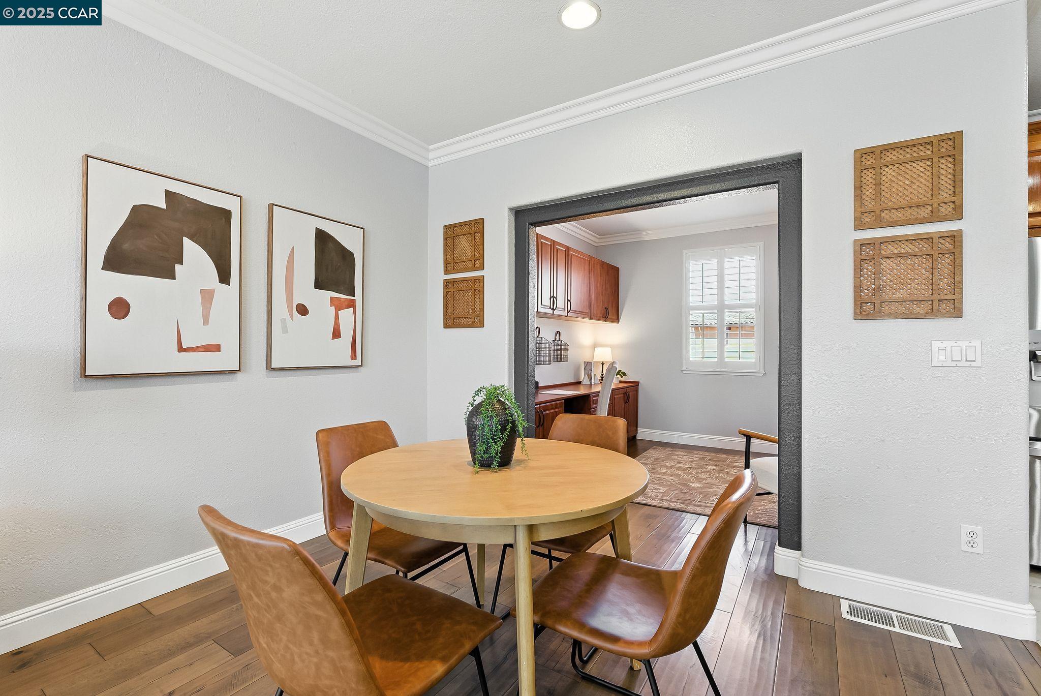 Photo #5: 41107300 Listing 