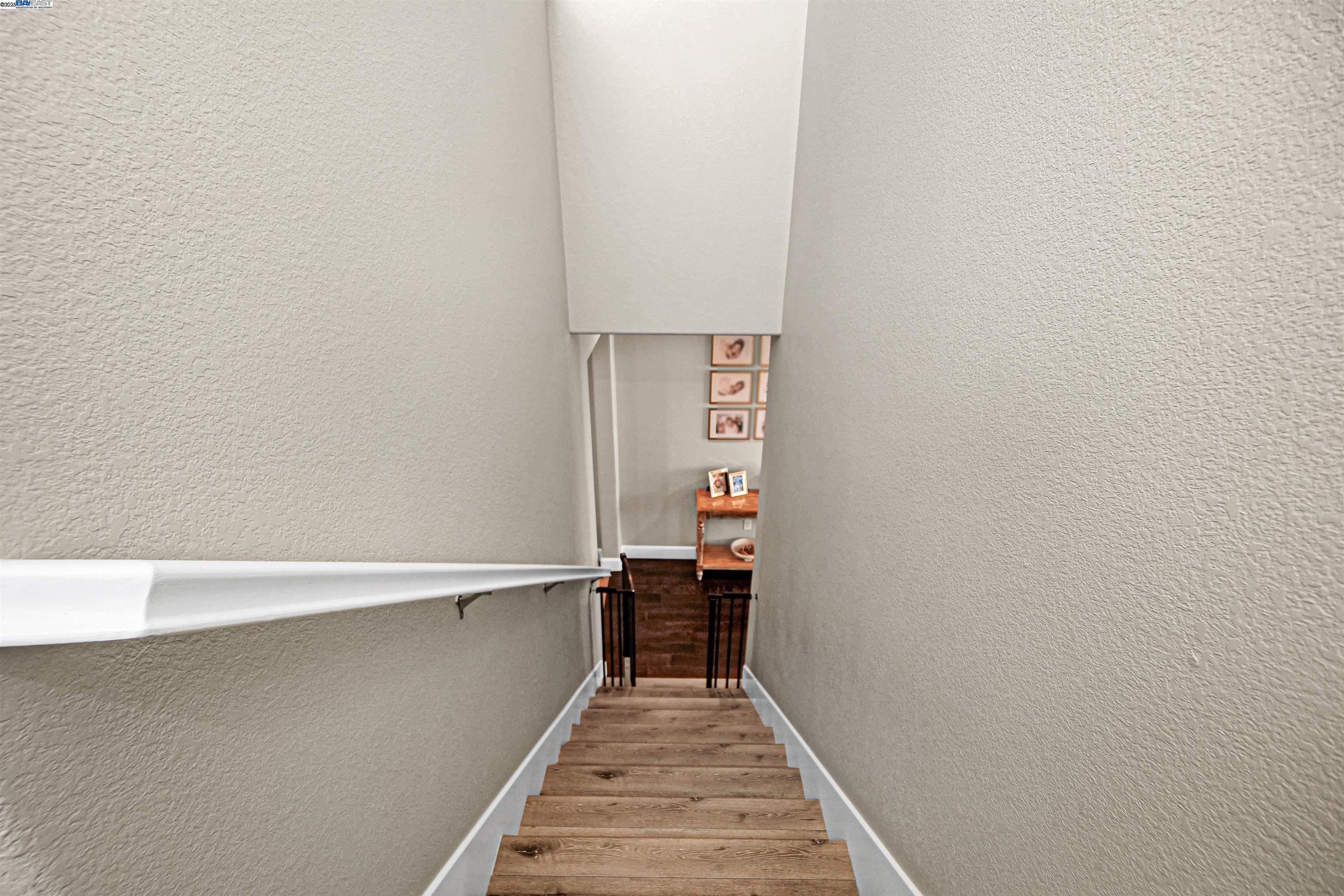 Detail Gallery Image 25 of 56 For 484 S Derone Ln, Tracy,  CA 95376 - 4 Beds | 3 Baths