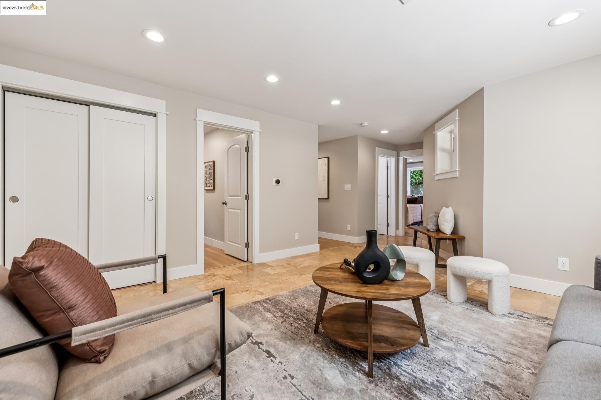 Detail Gallery Image 34 of 60 For 3328 Kansas St, Oakland,  CA 94602 - 4 Beds | 3 Baths