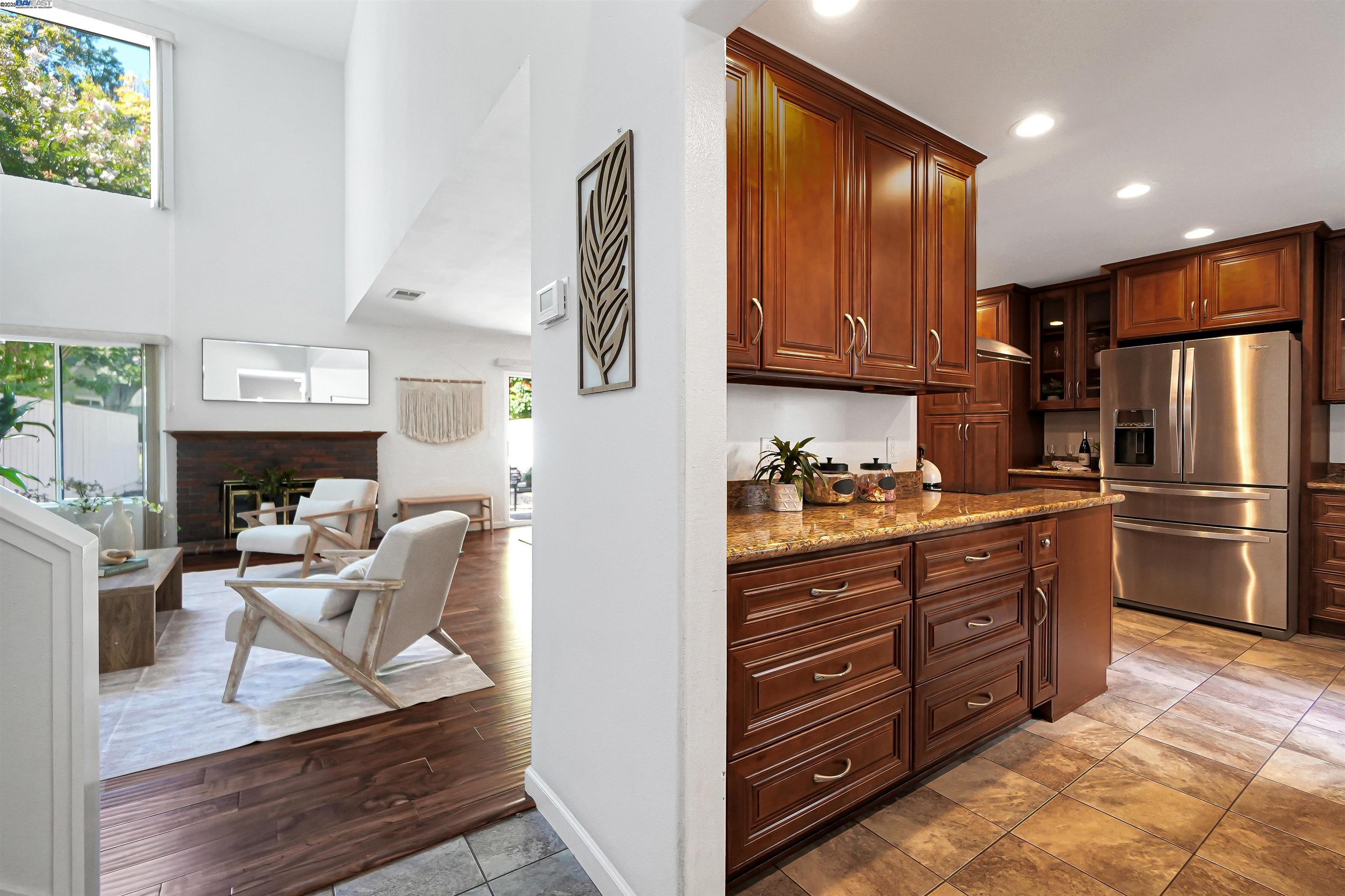 Photo #8: 41107313 Listing: Photo #8