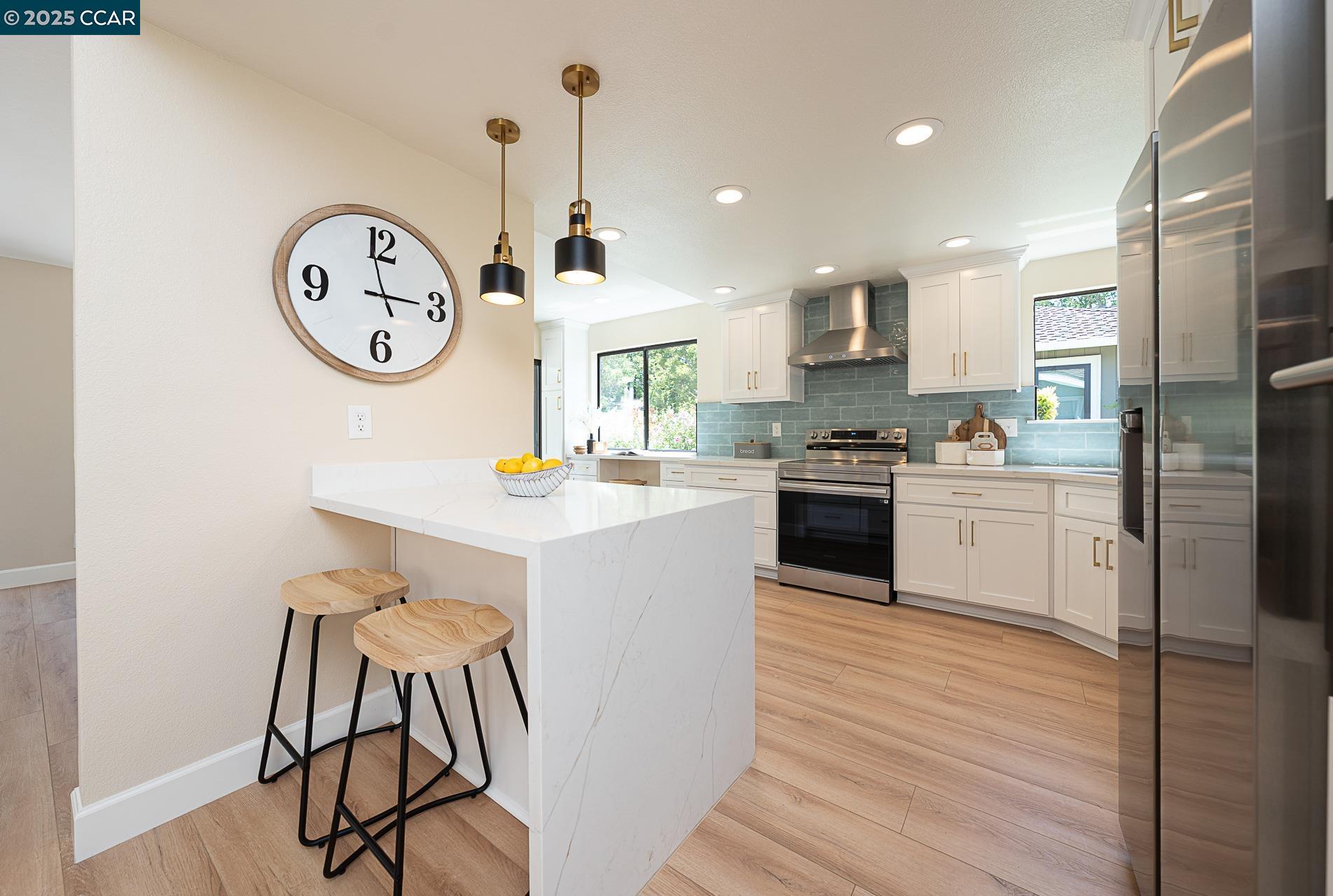 Photo #15: 41107314 Listing: Photo #15