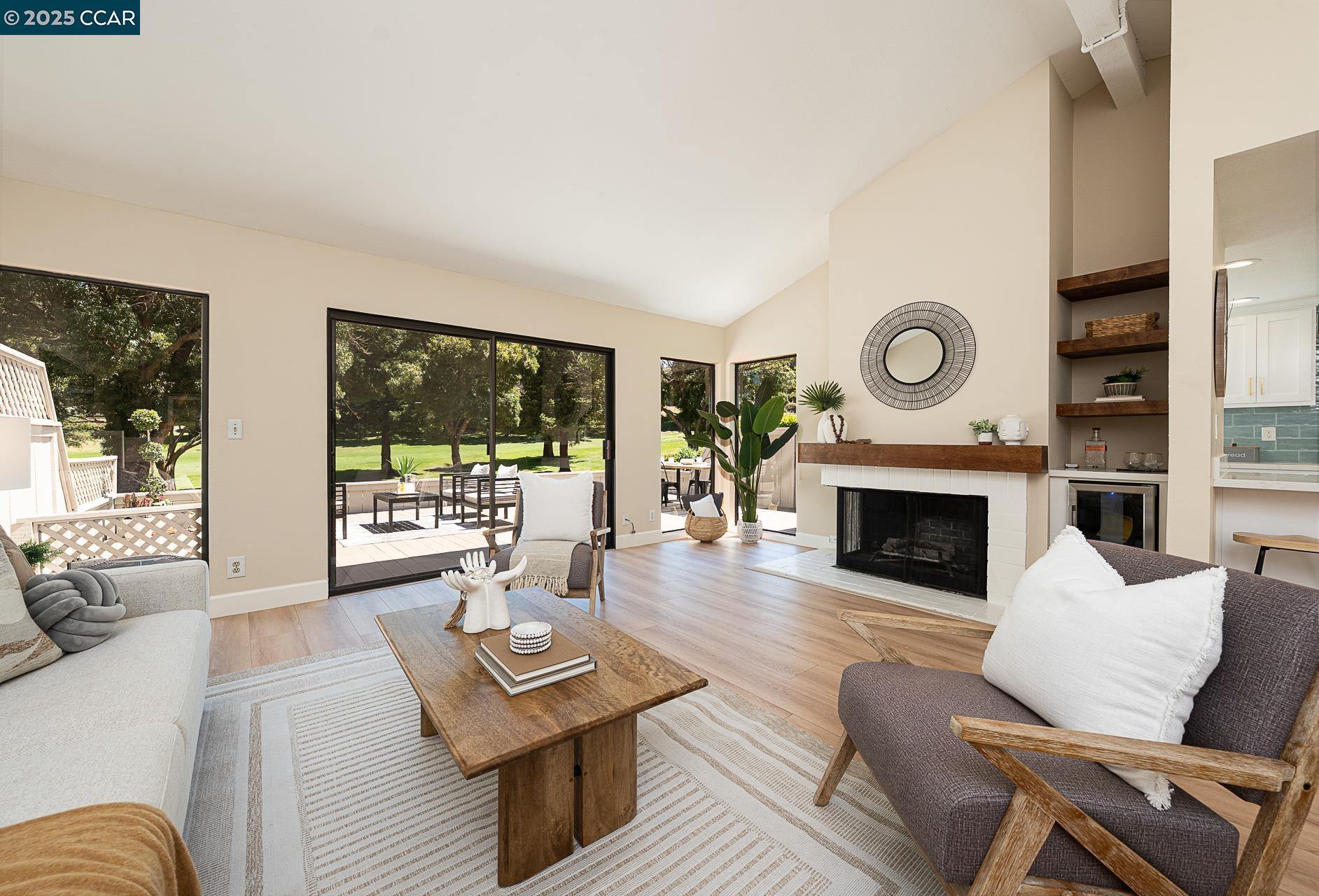 Photo #8: 41107314 Listing: Photo #8