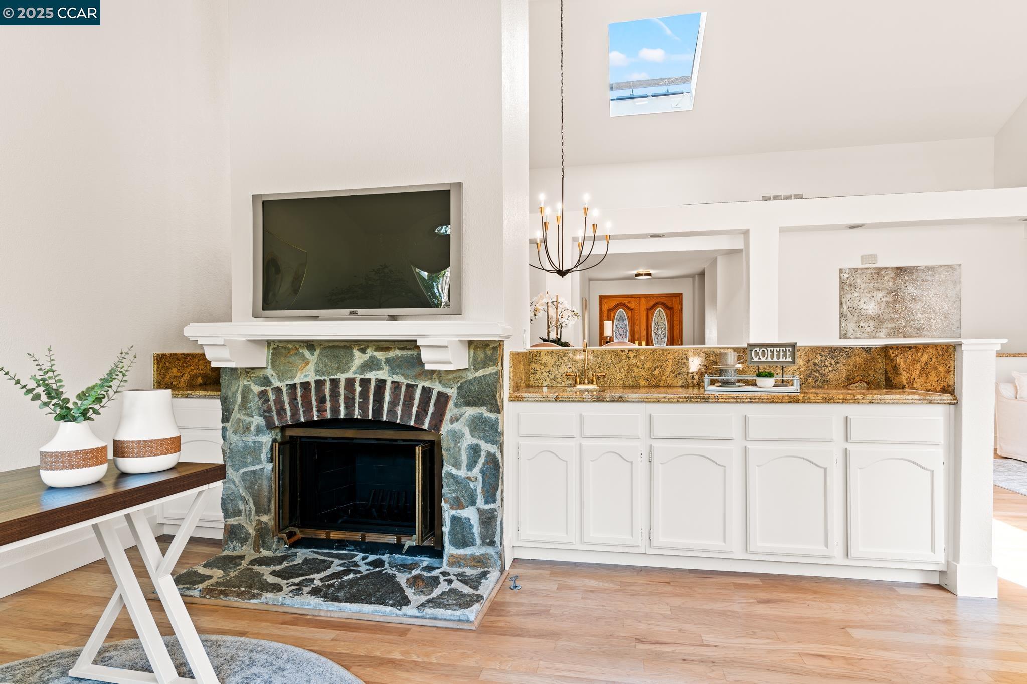 Detail Gallery Image 14 of 60 For 65 Bangor Ct, San Ramon,  CA 94582 - 4 Beds | 2/1 Baths