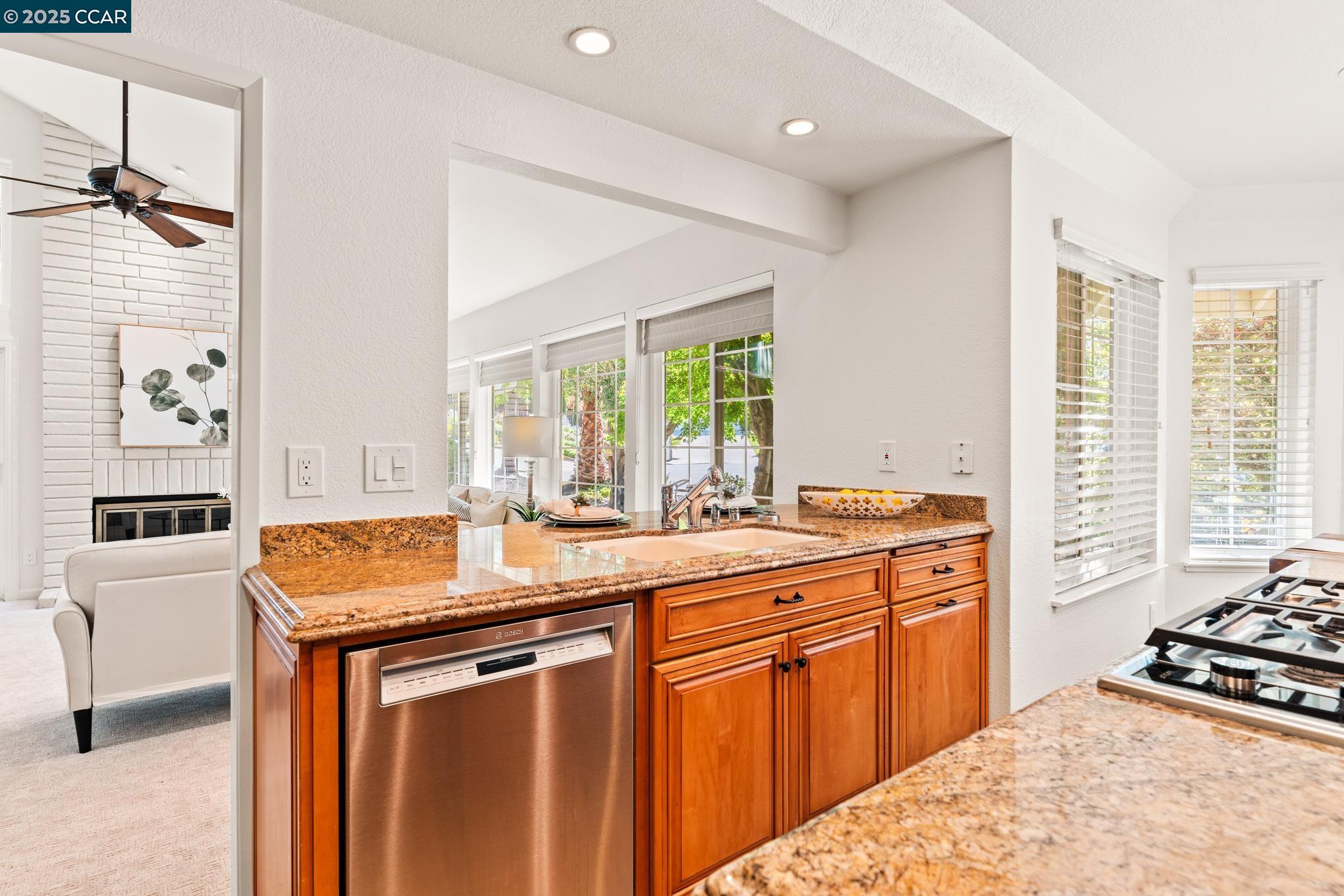 Detail Gallery Image 19 of 60 For 65 Bangor Ct, San Ramon,  CA 94582 - 4 Beds | 2/1 Baths
