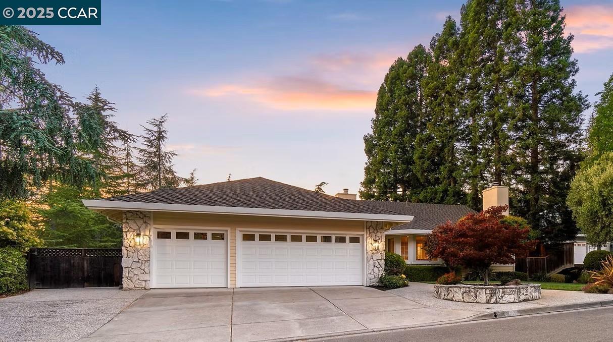Detail Gallery Image 4 of 60 For 65 Bangor Ct, San Ramon,  CA 94582 - 4 Beds | 2/1 Baths