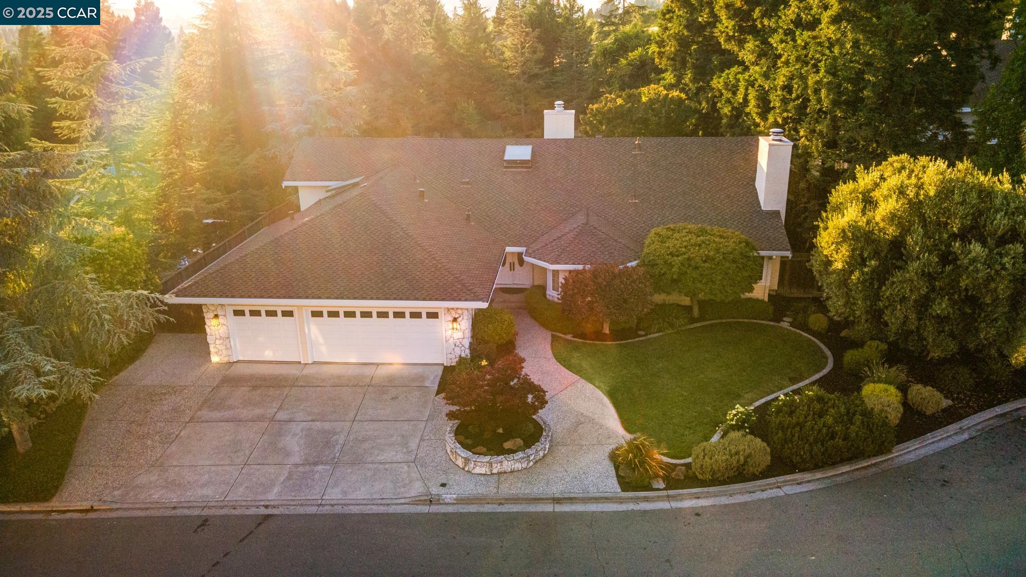 Detail Gallery Image 5 of 60 For 65 Bangor Ct, San Ramon,  CA 94582 - 4 Beds | 2/1 Baths