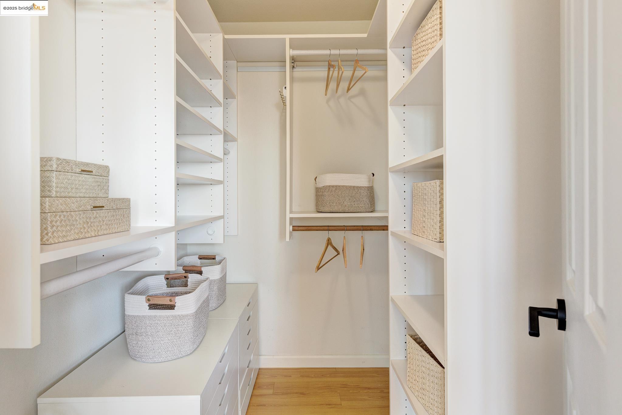 Detail Gallery Image 35 of 59 For 4353 Terrabella Way, Oakland,  CA 94619 - 3 Beds | 2/1 Baths