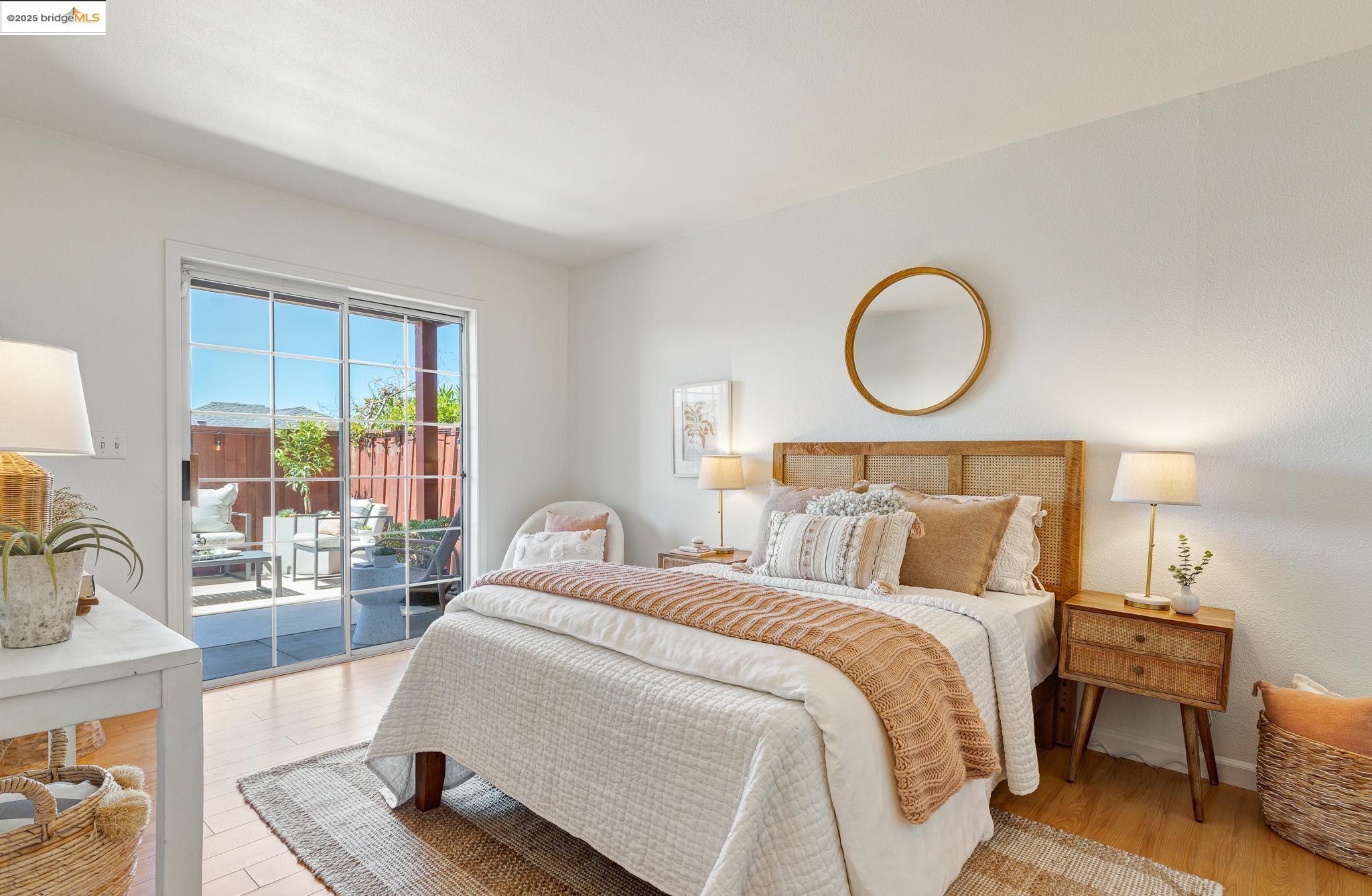 Detail Gallery Image 39 of 59 For 4353 Terrabella Way, Oakland,  CA 94619 - 3 Beds | 2/1 Baths