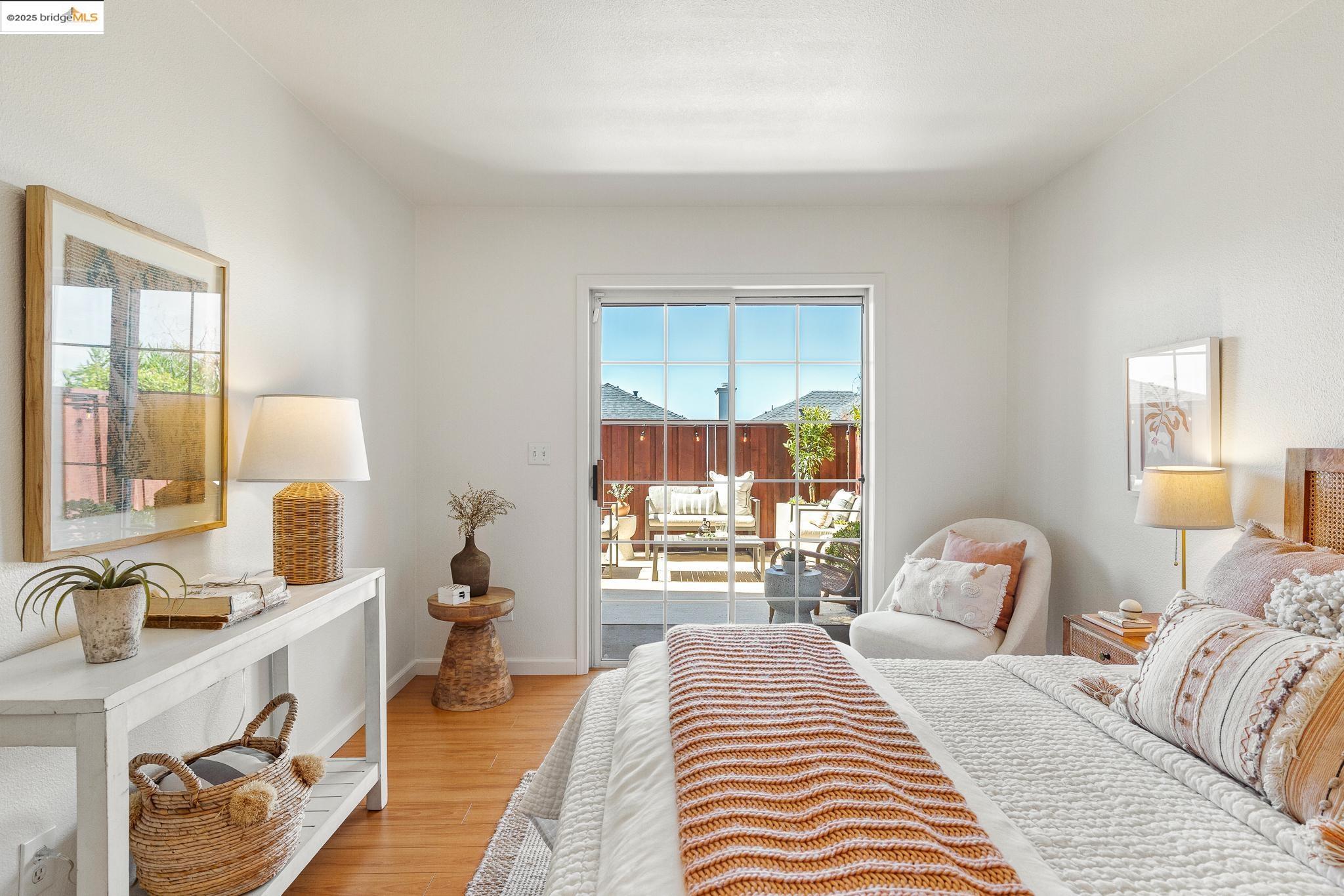 Detail Gallery Image 40 of 59 For 4353 Terrabella Way, Oakland,  CA 94619 - 3 Beds | 2/1 Baths