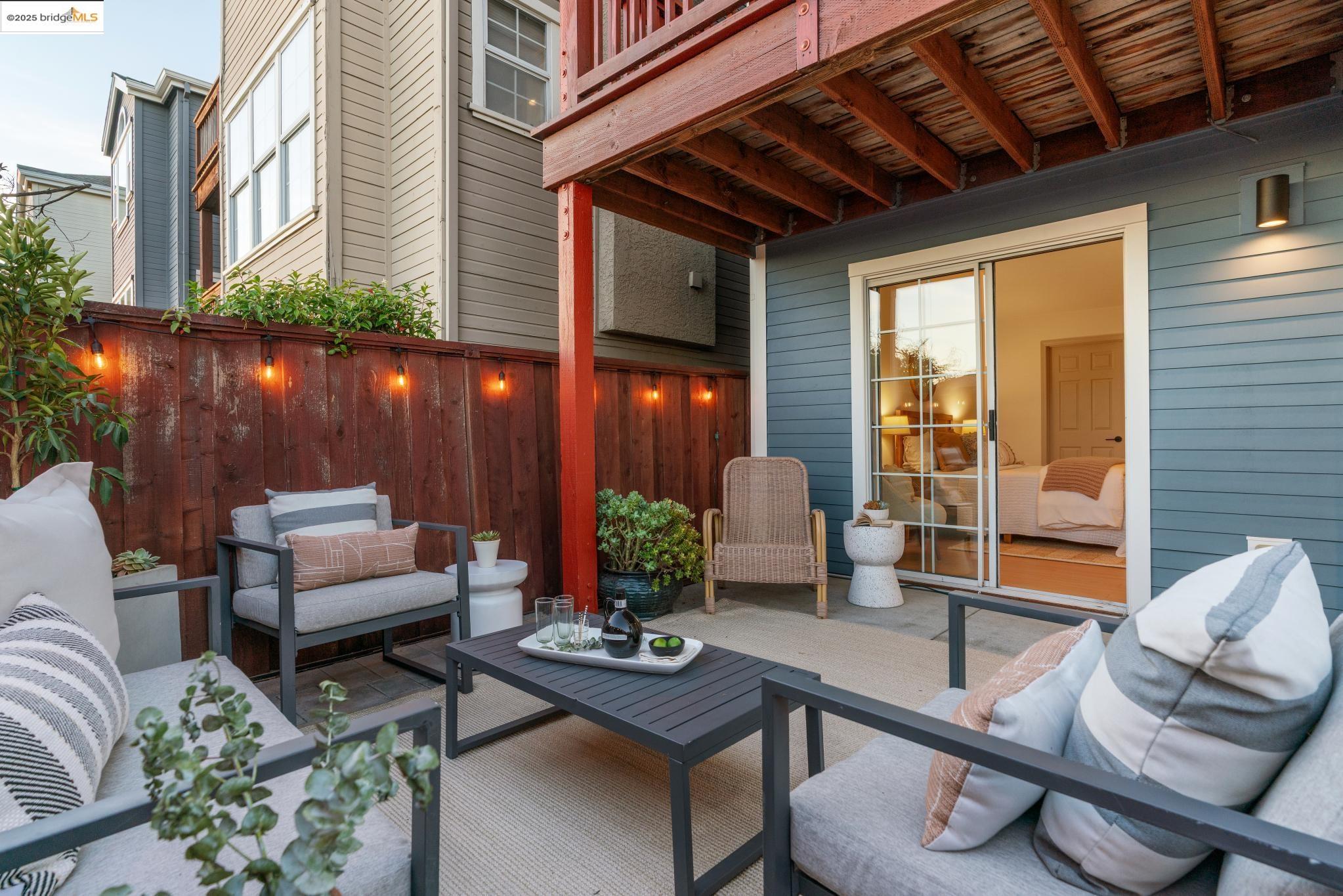 Detail Gallery Image 41 of 59 For 4353 Terrabella Way, Oakland,  CA 94619 - 3 Beds | 2/1 Baths