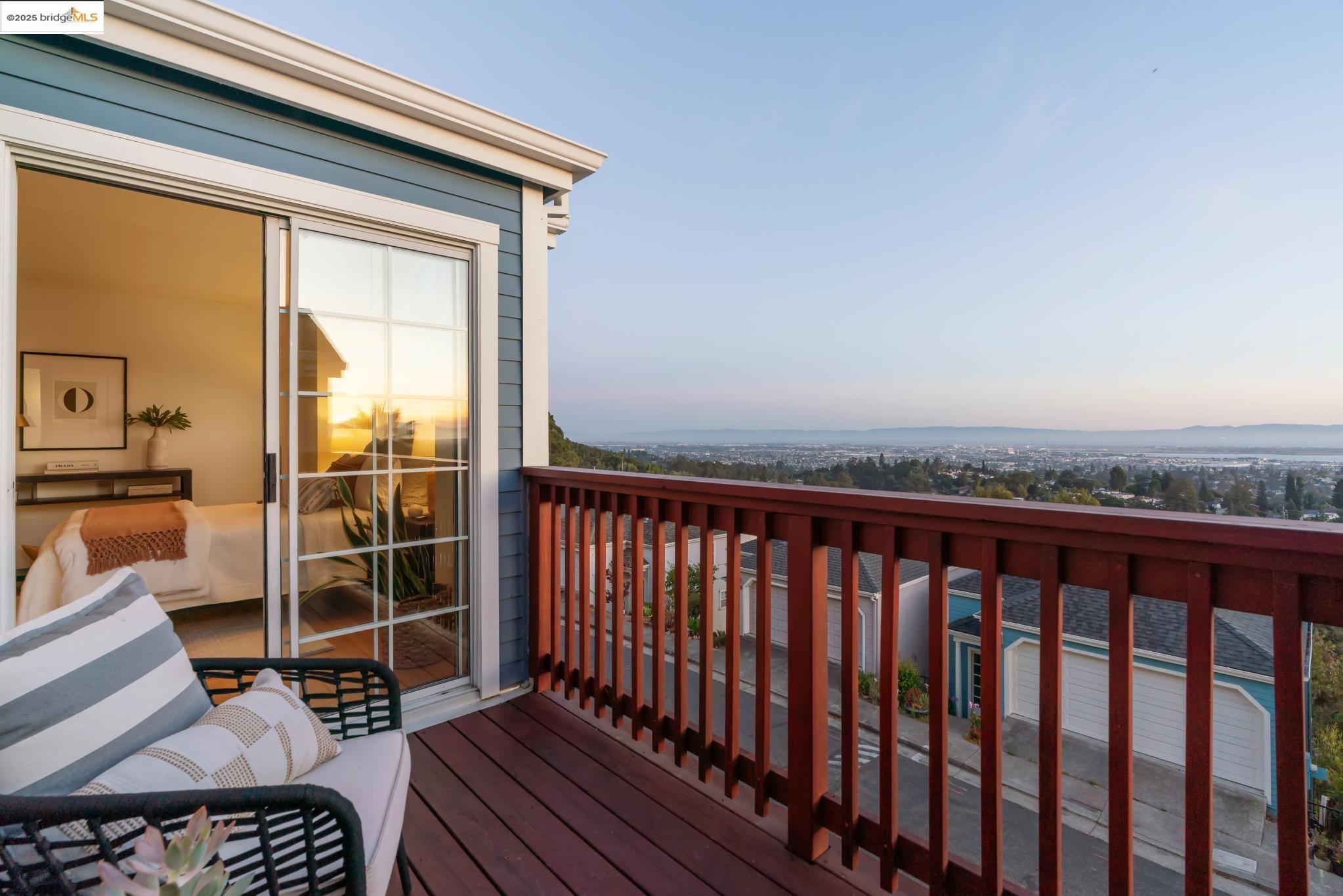 Detail Gallery Image 56 of 59 For 4353 Terrabella Way, Oakland,  CA 94619 - 3 Beds | 2/1 Baths