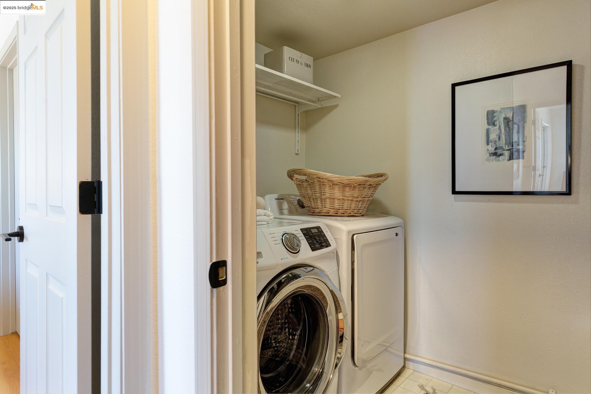Detail Gallery Image 58 of 59 For 4353 Terrabella Way, Oakland,  CA 94619 - 3 Beds | 2/1 Baths