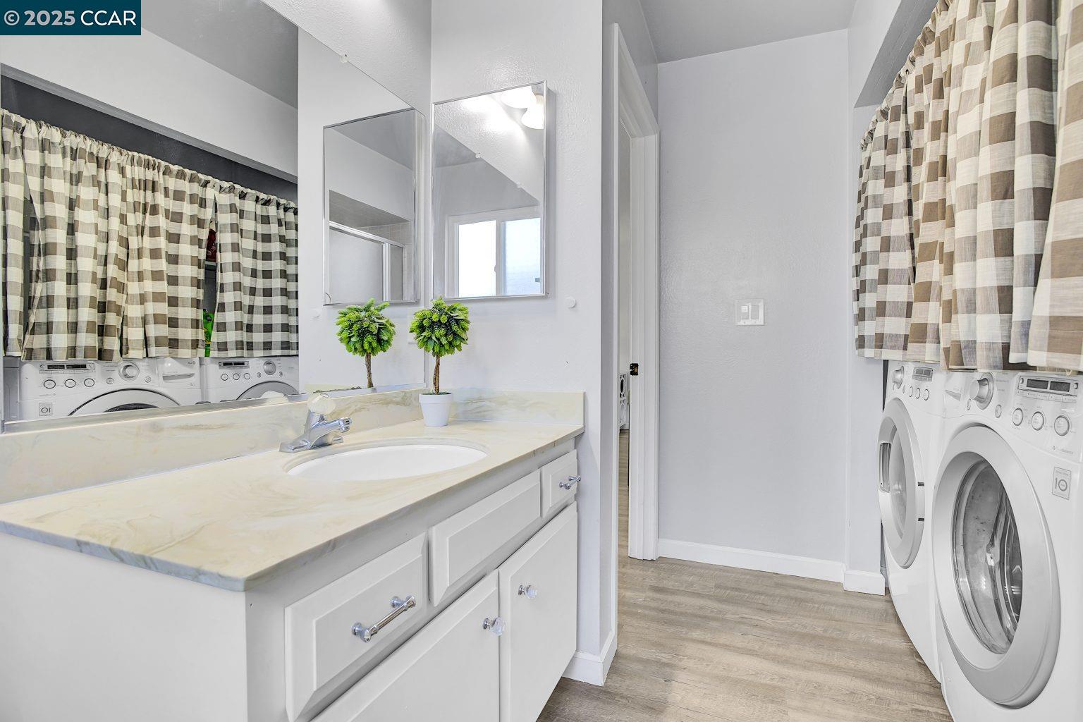 Detail Gallery Image 24 of 47 For 765 Valley Green Dr, Brentwood,  CA 94513 - 3 Beds | 3 Baths
