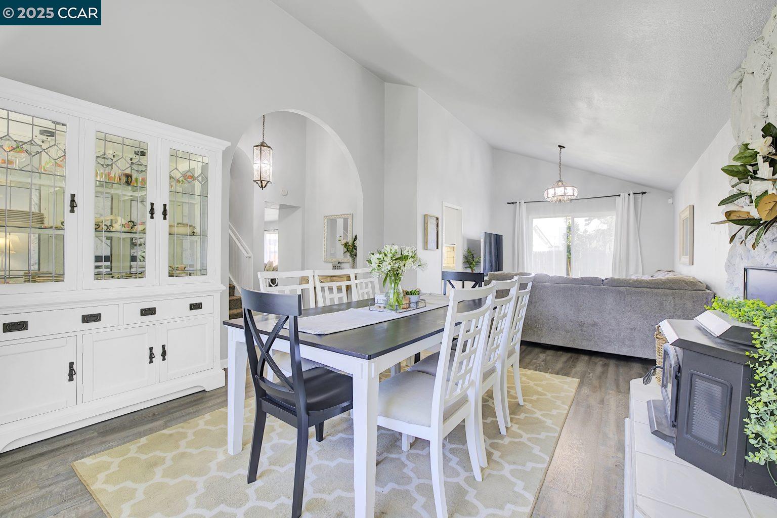 Detail Gallery Image 7 of 47 For 765 Valley Green Dr, Brentwood,  CA 94513 - 3 Beds | 3 Baths