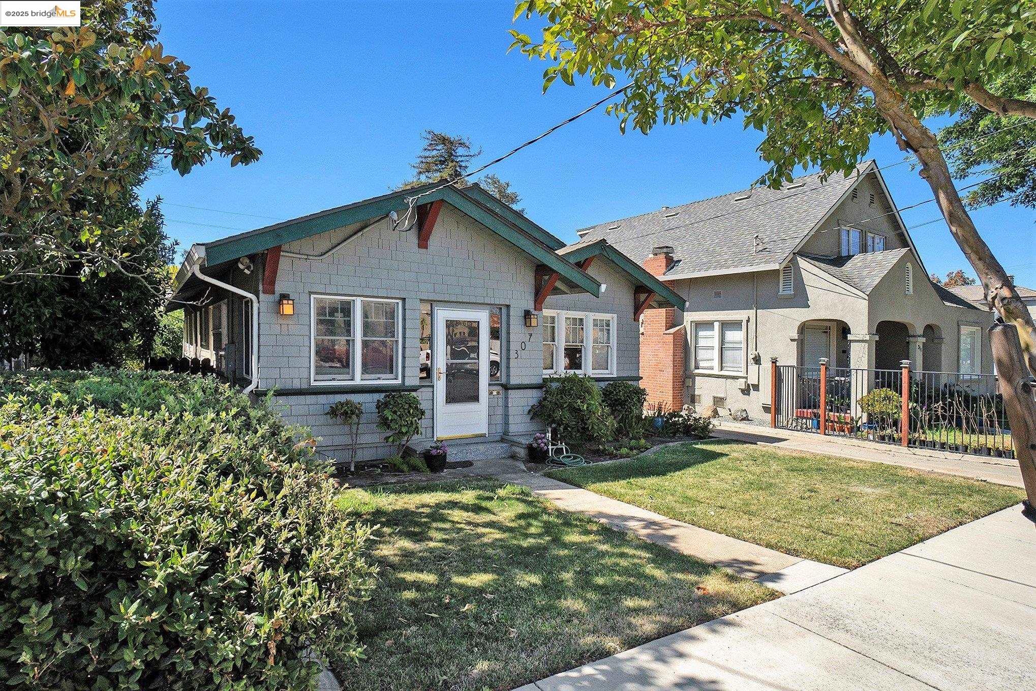 Detail Gallery Image 3 of 24 For 307 W 9th St, Antioch,  CA 94509 - 2 Beds | 1 Baths