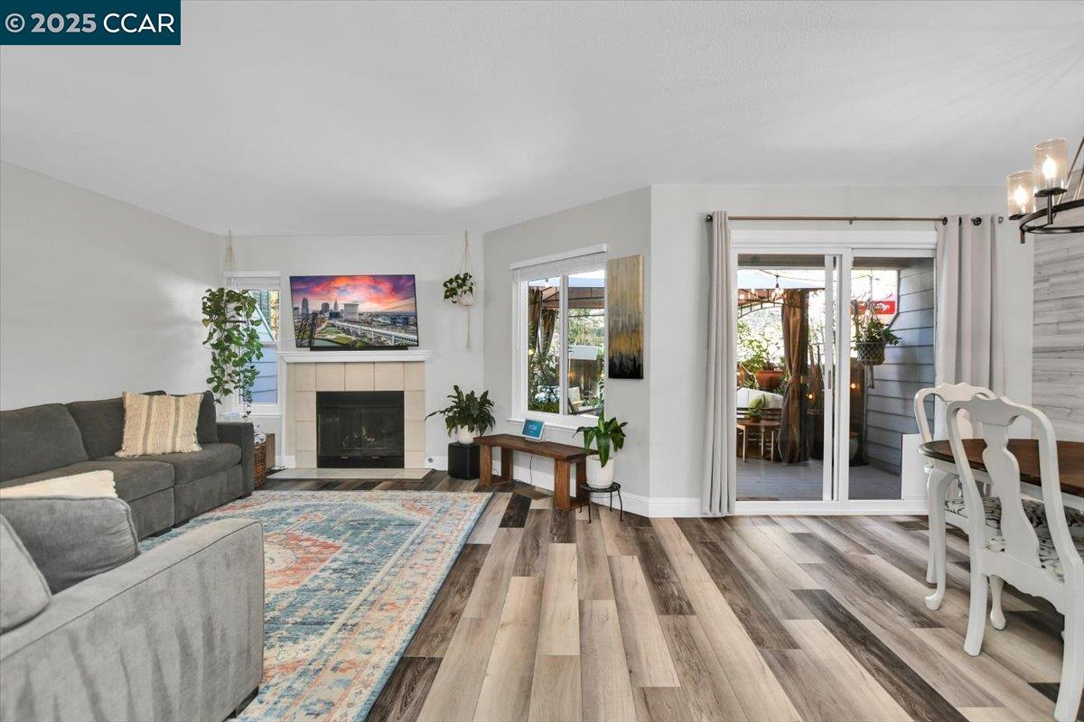 Photo #5: 41107321 Listing 