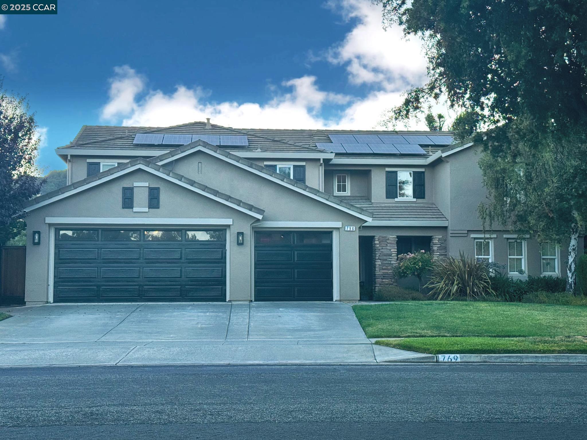 Detail Gallery Image 1 of 1 For 796 Antiquity Dr, Fairfield,  CA 94534 - 5 Beds | 3/1 Baths