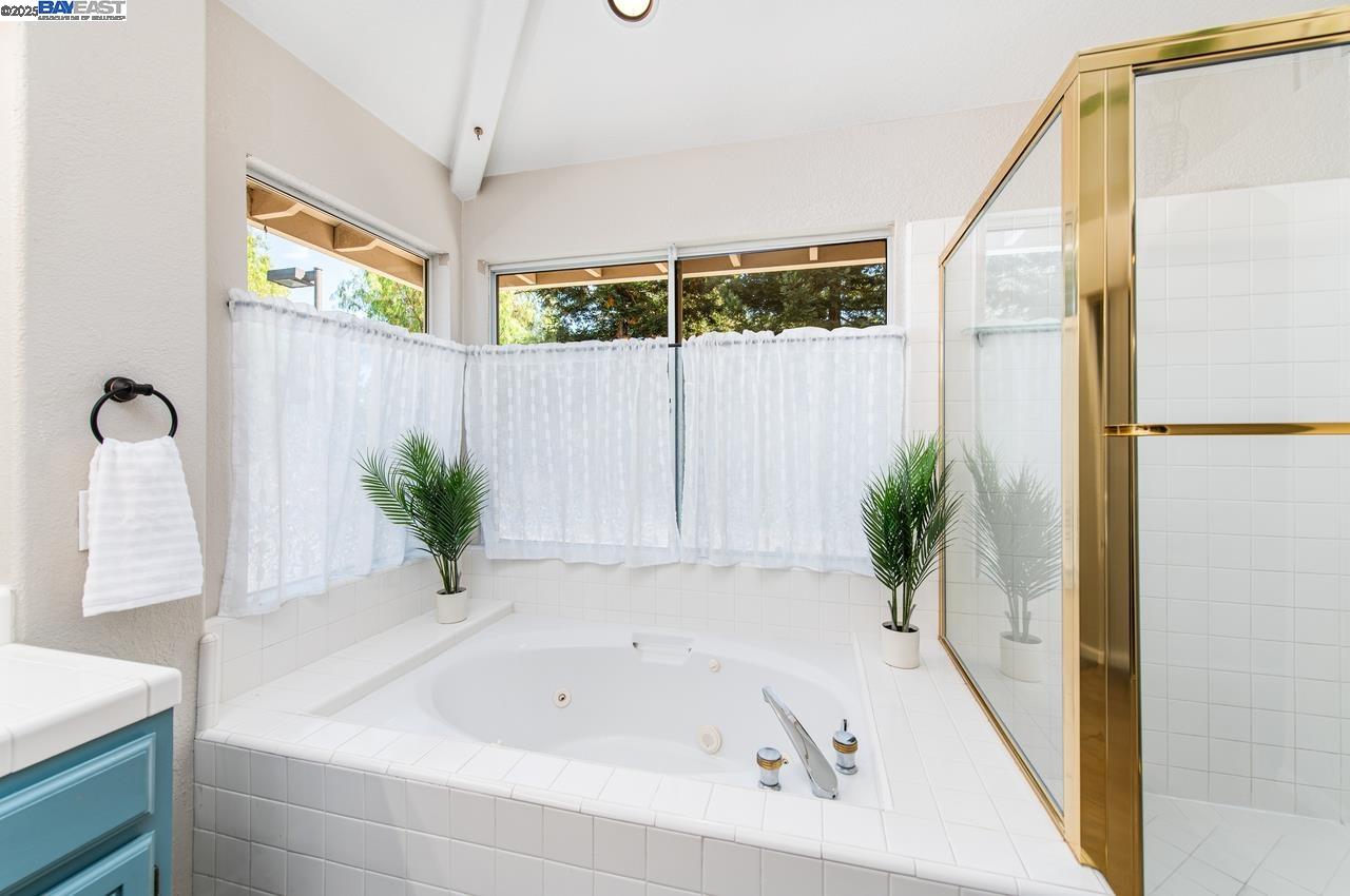 Detail Gallery Image 31 of 49 For 635 Zermatt St, Livermore,  CA 94551 - 5 Beds | 3 Baths