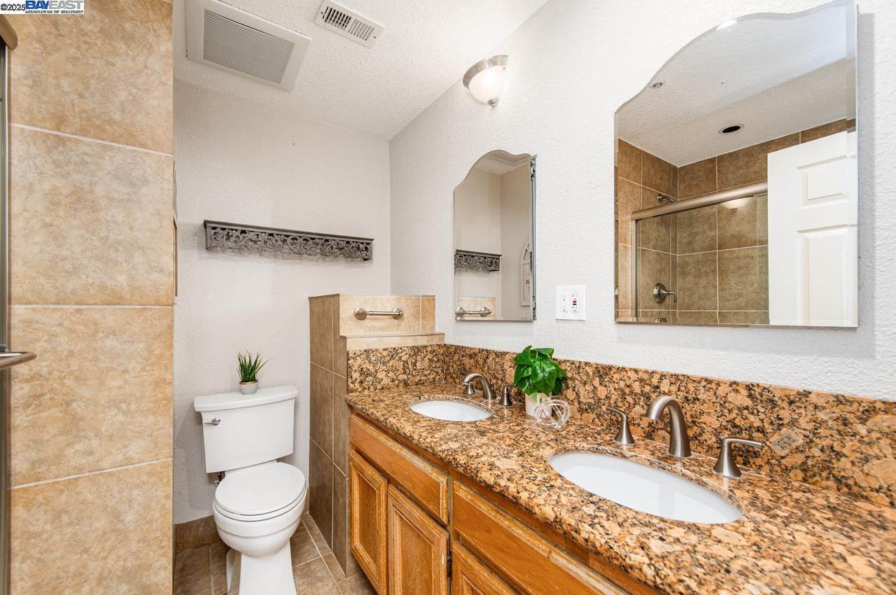 Detail Gallery Image 36 of 49 For 635 Zermatt St, Livermore,  CA 94551 - 5 Beds | 3 Baths