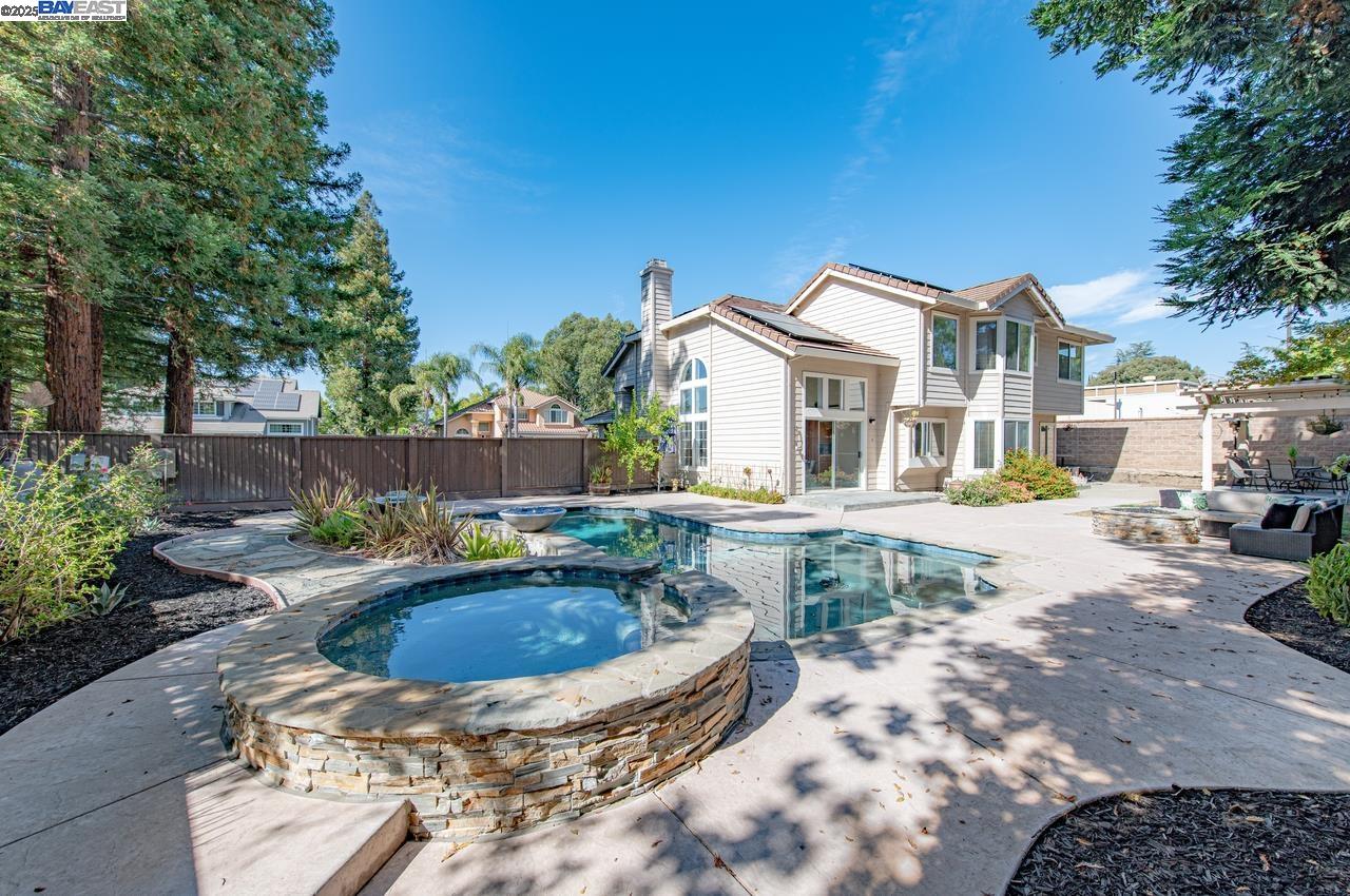 Detail Gallery Image 44 of 49 For 635 Zermatt St, Livermore,  CA 94551 - 5 Beds | 3 Baths