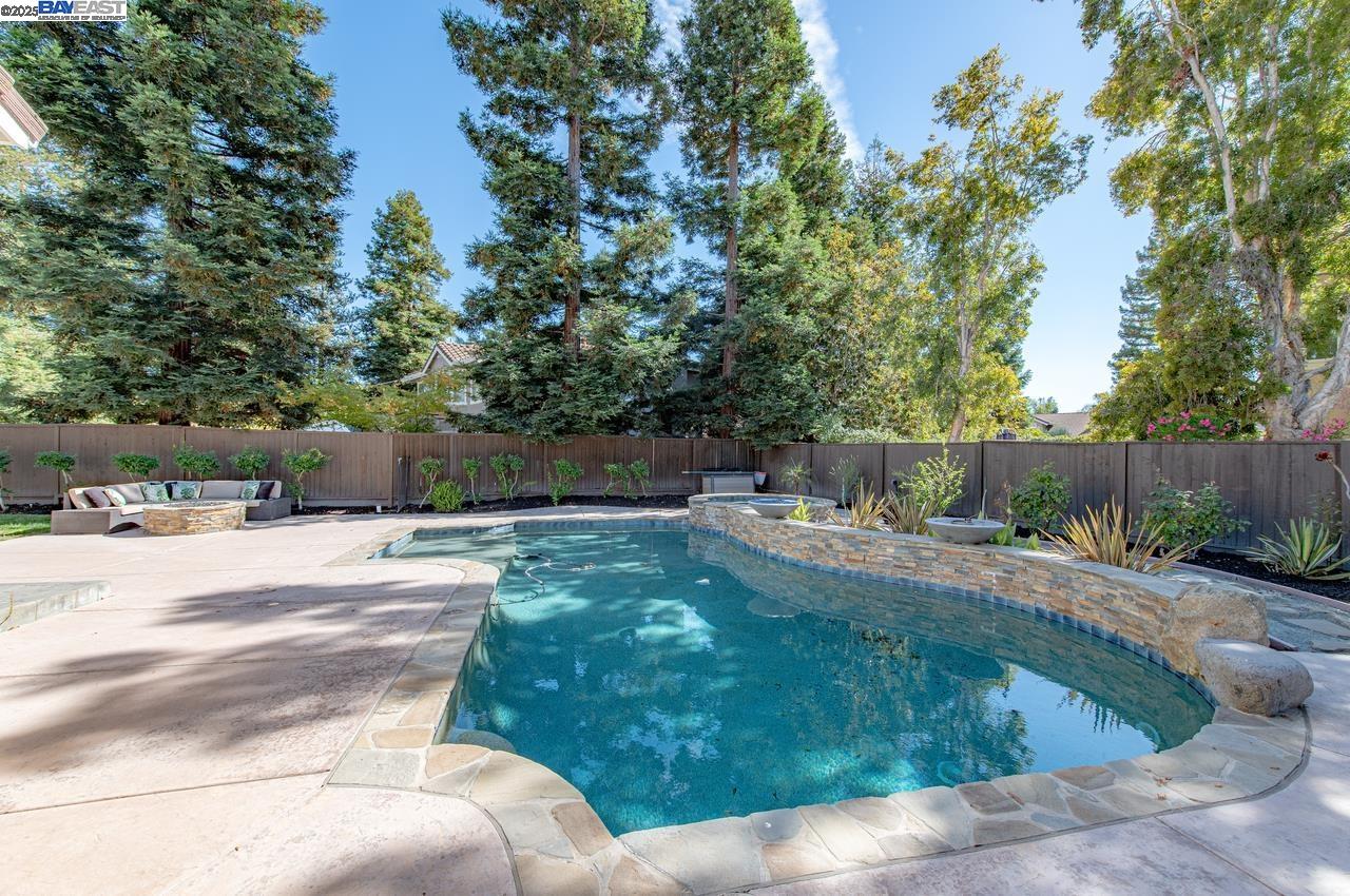 Detail Gallery Image 46 of 49 For 635 Zermatt St, Livermore,  CA 94551 - 5 Beds | 3 Baths