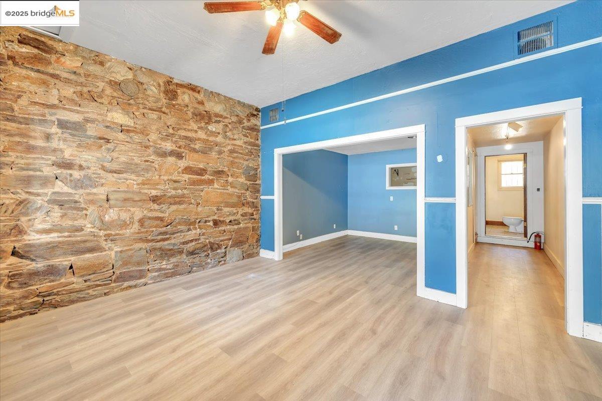 Detail Gallery Image 4 of 17 For 85 N. Washington St, Sonora,  CA 95370 - – Beds | – Baths