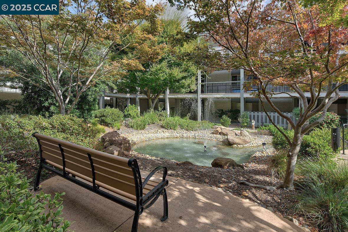 Photo #2: 41107330 Listing: Photo #2