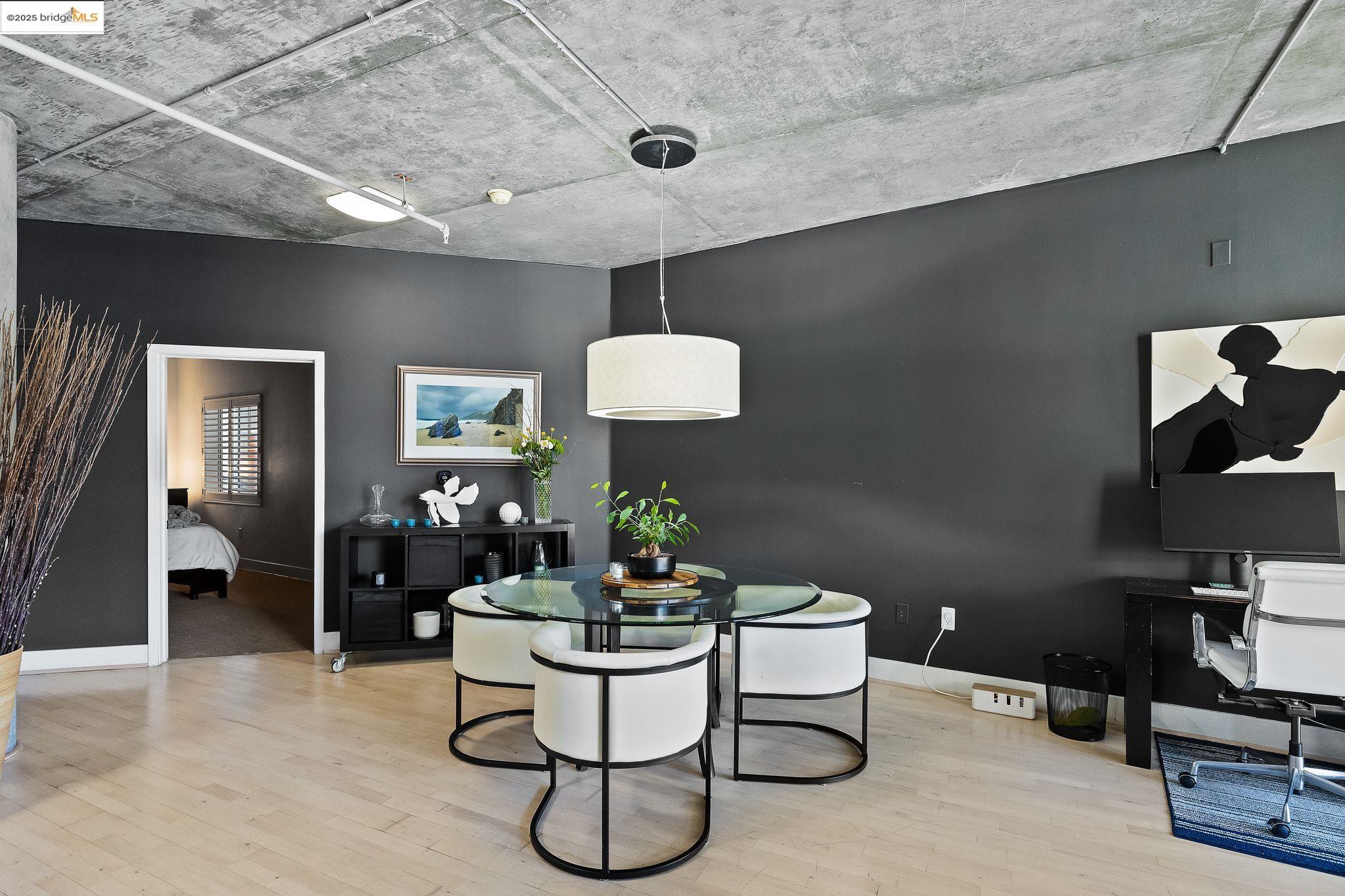 Photo #12: 41107334 Listing: Photo #12
