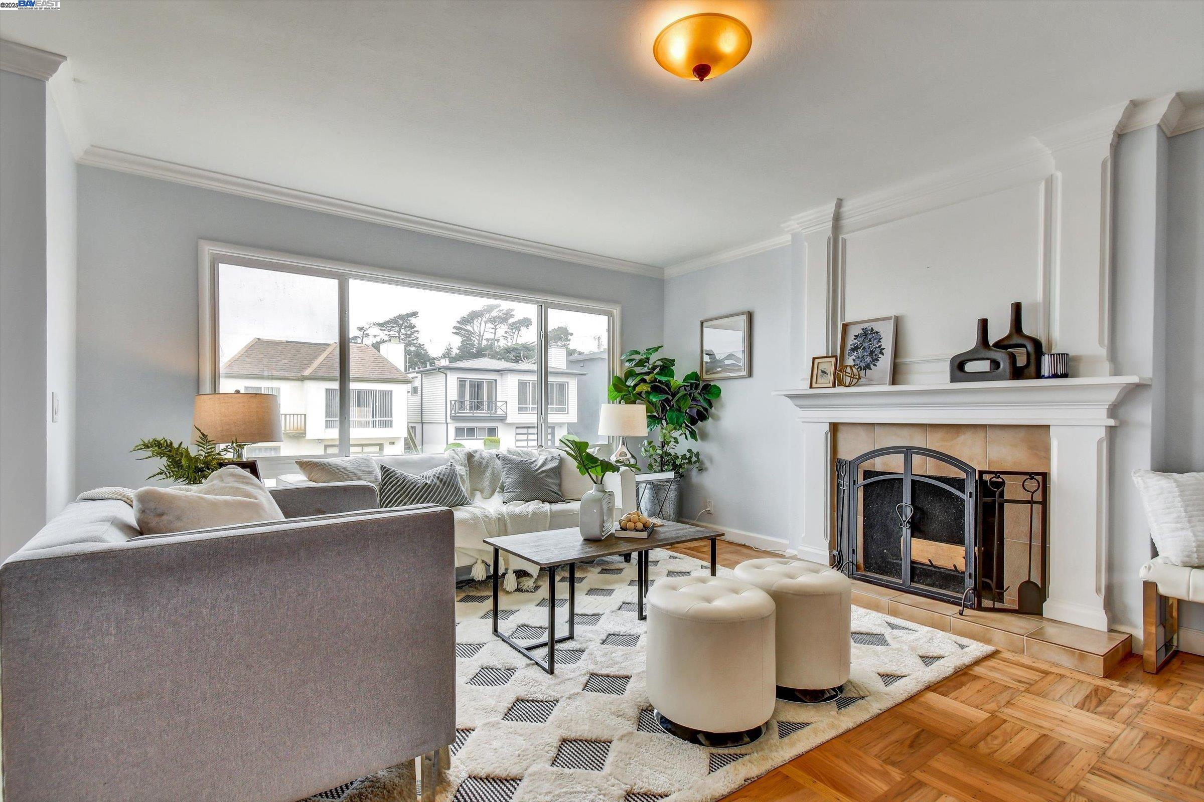 Detail Gallery Image 6 of 37 For 153 Morningside Dr, Daly City,  CA 94015 - 4 Beds | 2 Baths